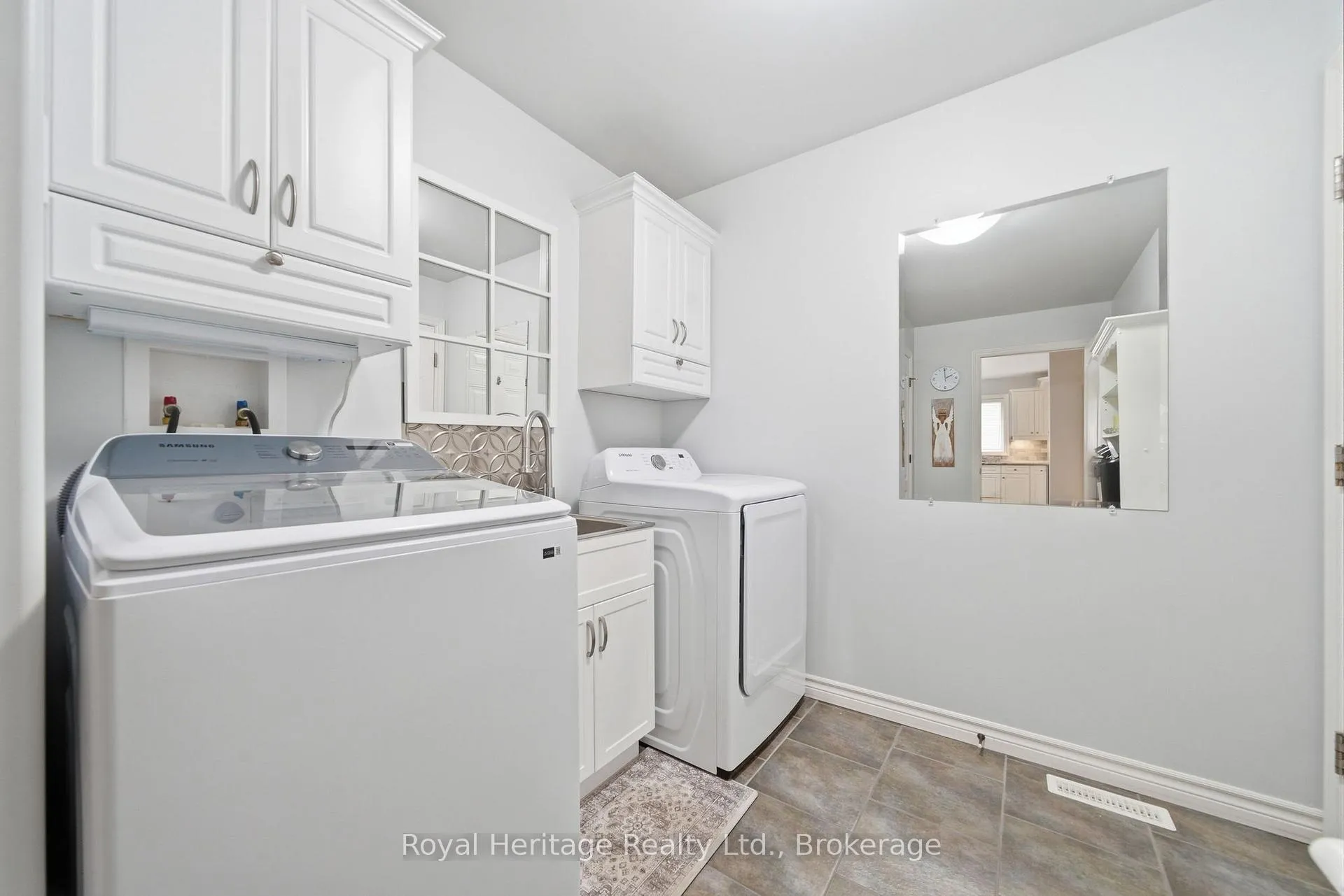 Photo 17 of 12 Kipling Drive, Belleville, Thurlow Ward — HOMEH