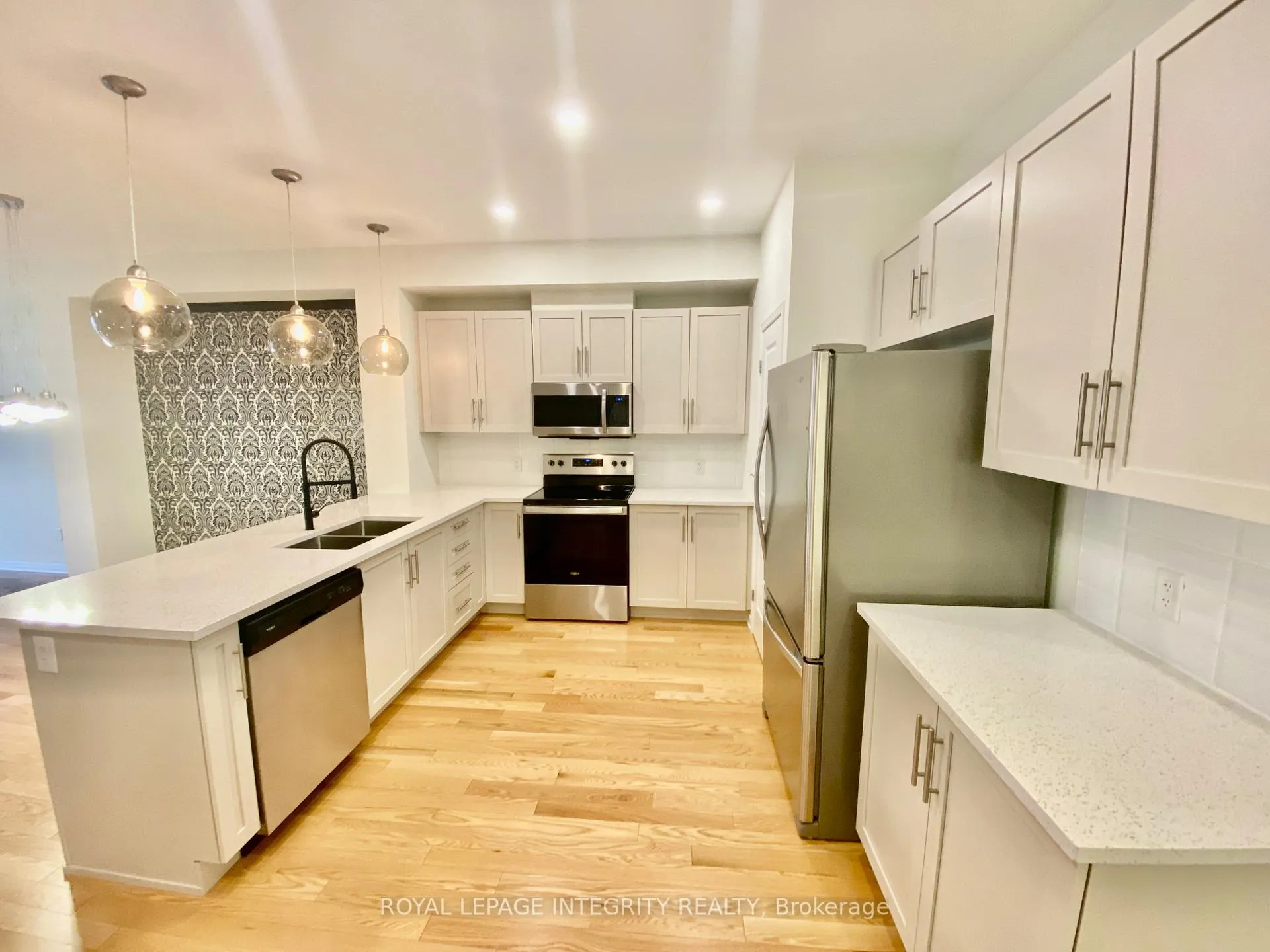 Photo 6 of 513 Cope Drive, Ottawa, Kanata - Emerald Meadows/Trailwest — HOMEH