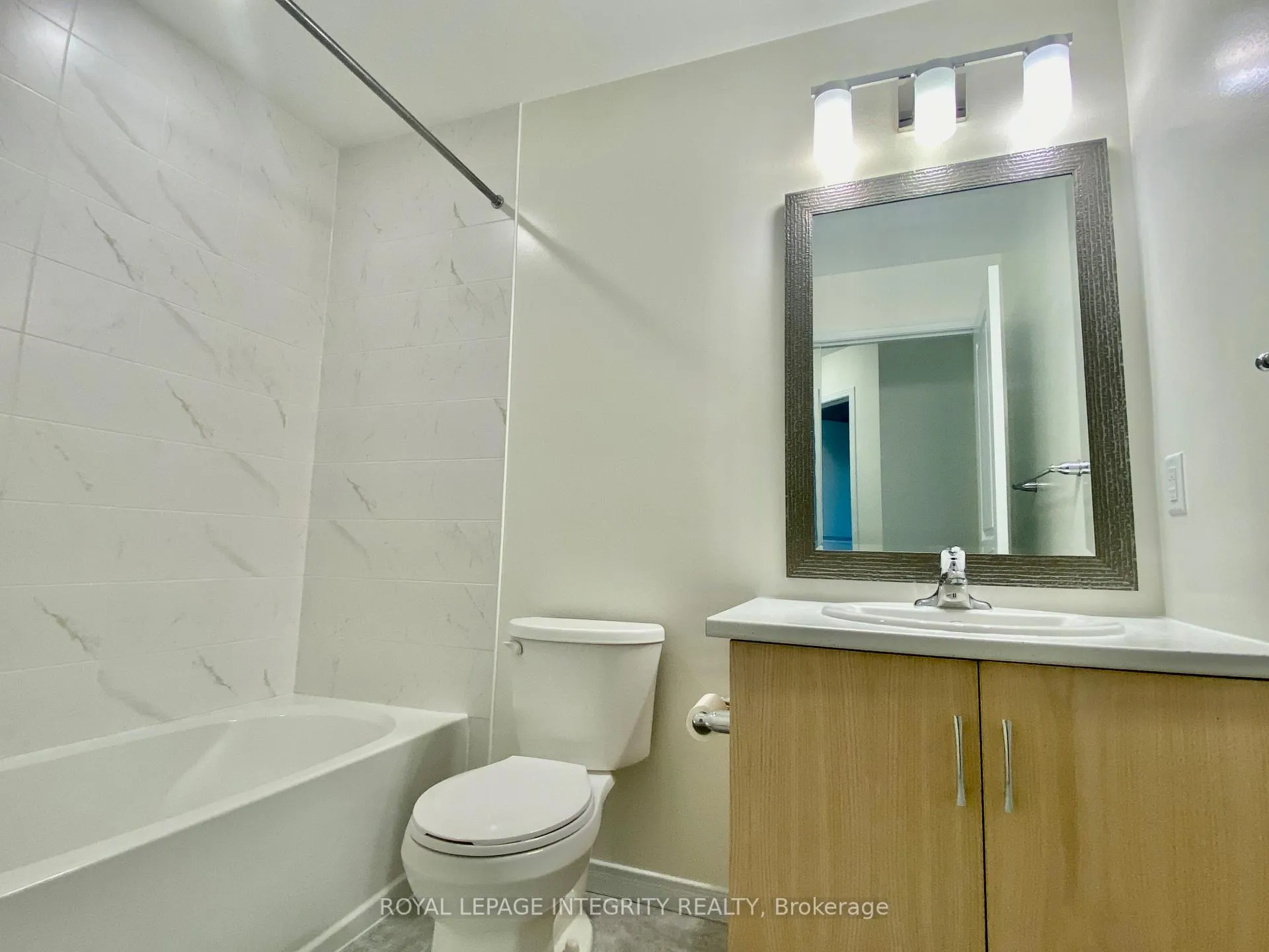 Photo 14 of 513 Cope Drive, Ottawa, Kanata - Emerald Meadows/Trailwest — HOMEH