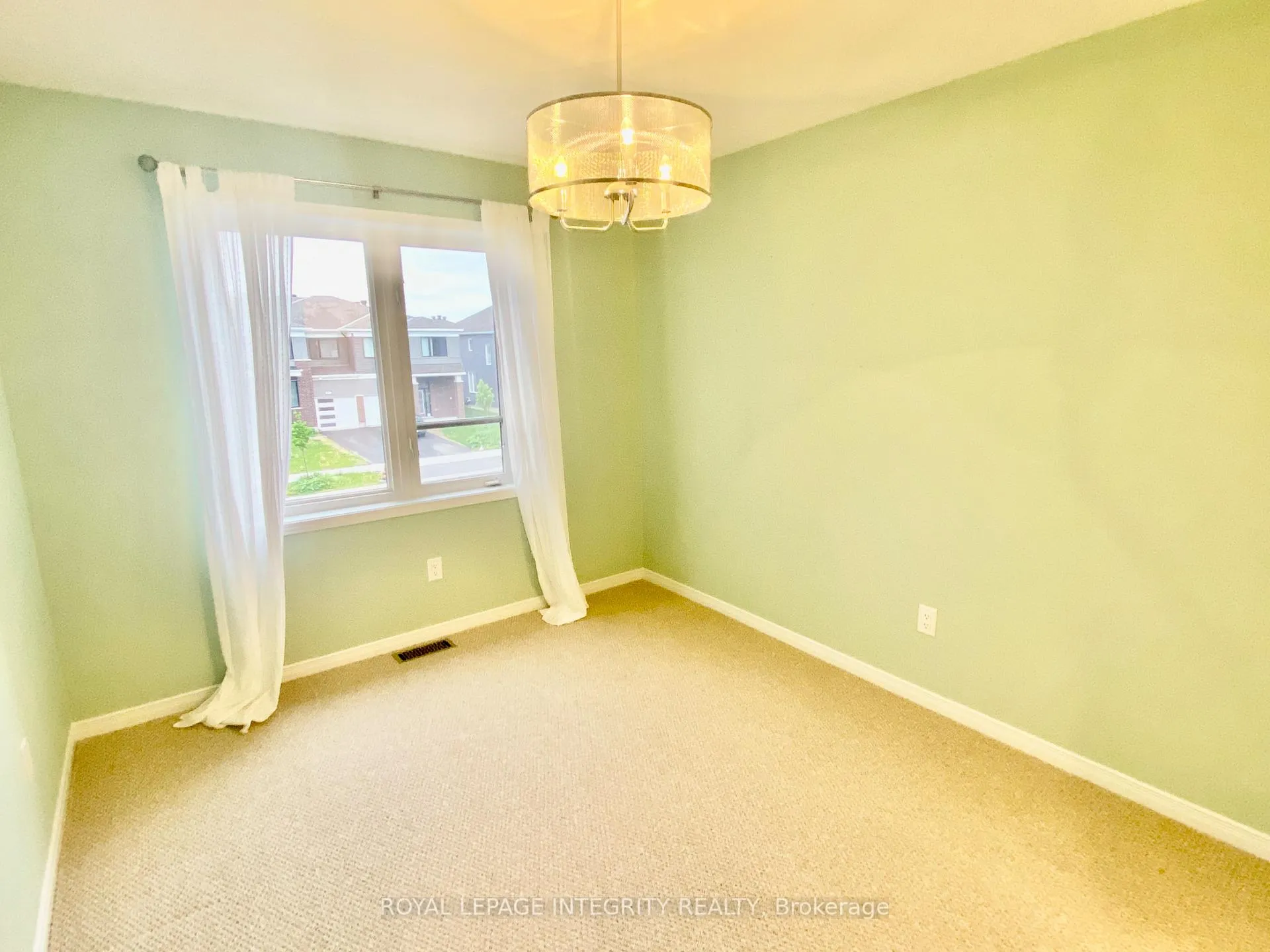 Photo 15 of 513 Cope Drive, Ottawa, Kanata - Emerald Meadows/Trailwest — HOMEH