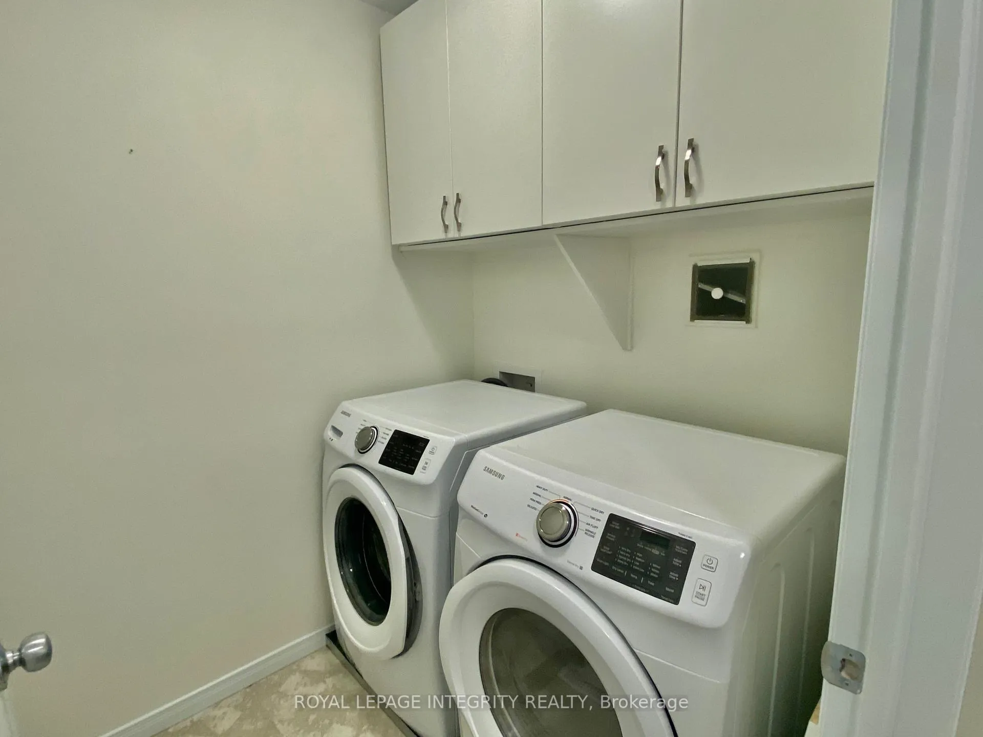 Photo 19 of 513 Cope Drive, Ottawa, Kanata - Emerald Meadows/Trailwest — HOMEH