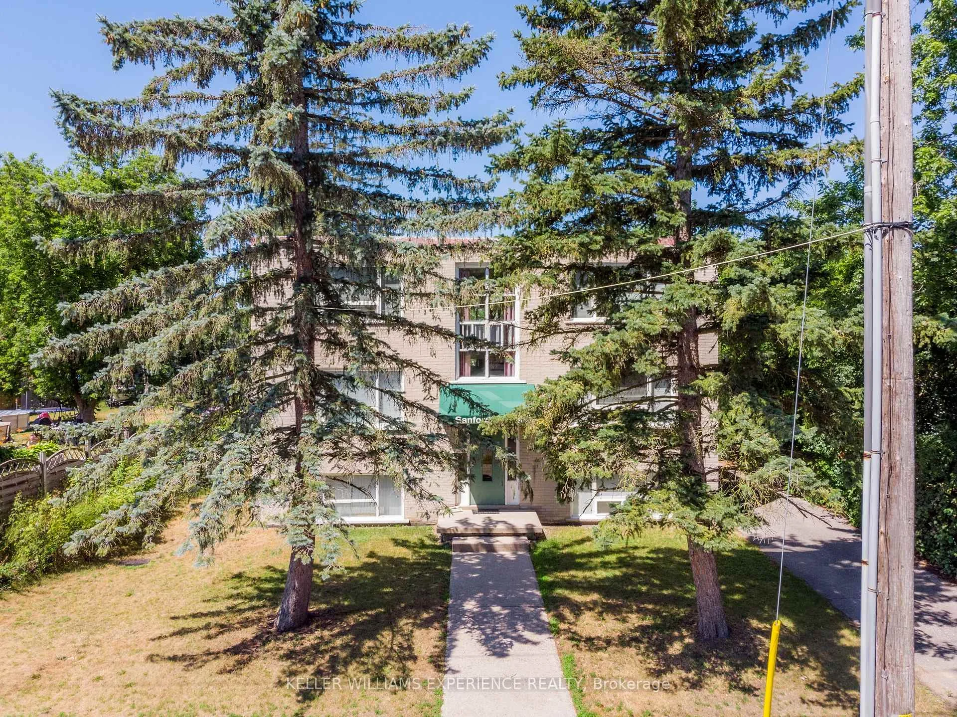 Photo 12 of Unit Unit #3, 74 Sanford Street, Barrie, Lakeshore — HOMEH