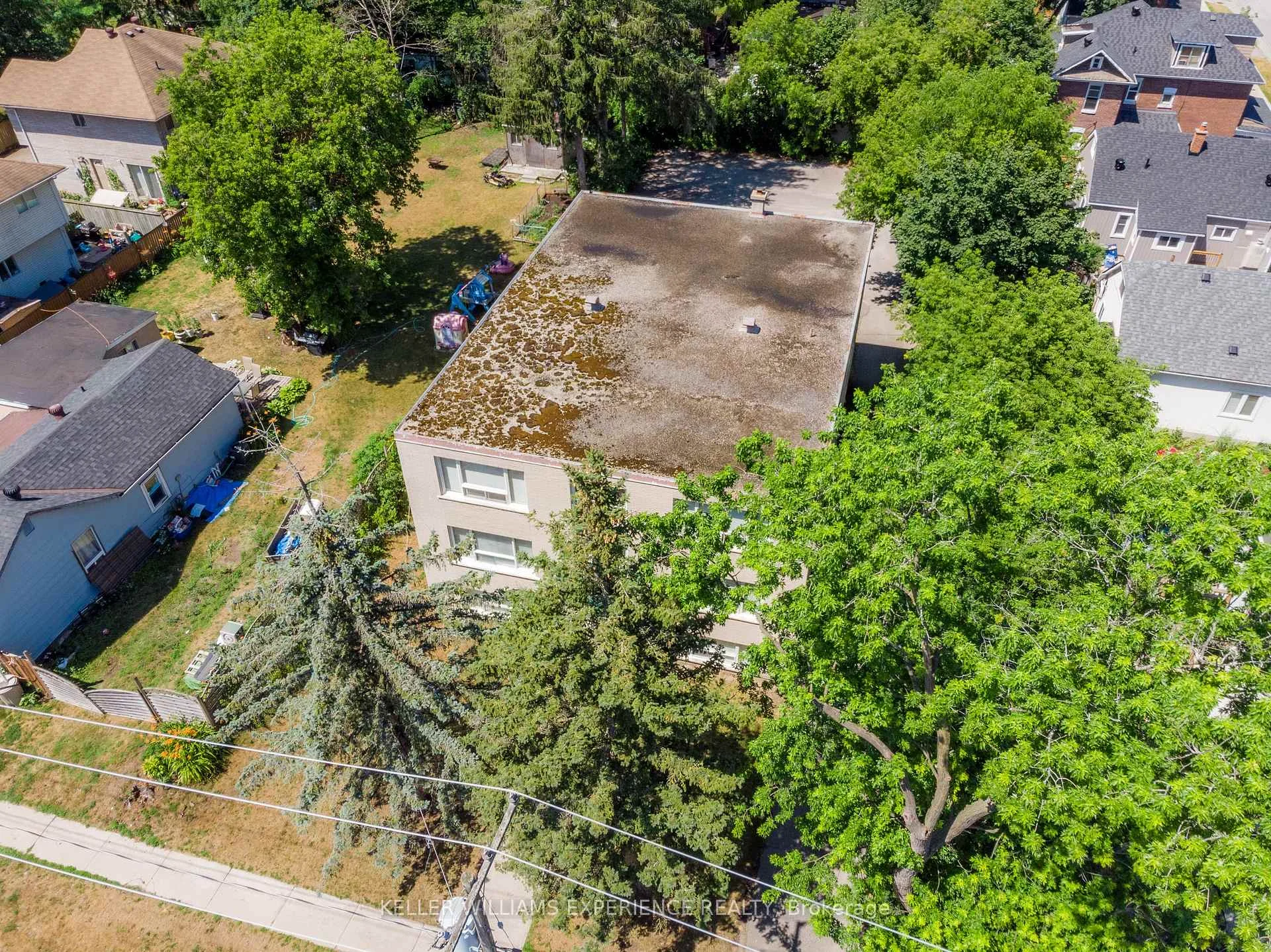 Photo 21 of Unit Unit #3, 74 Sanford Street, Barrie, Lakeshore — HOMEH