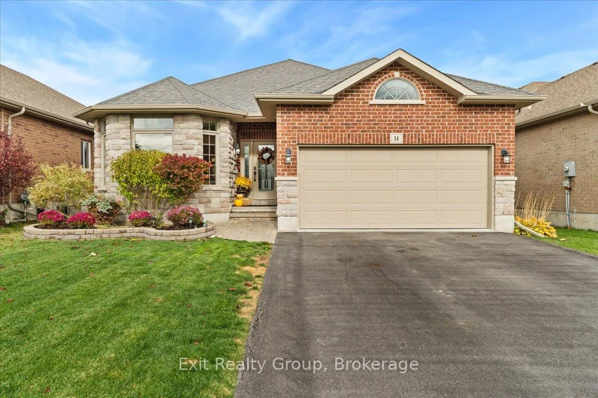Photo 2 of 14 Cavendish Drive, Belleville, Thurlow Ward — HOMEH
