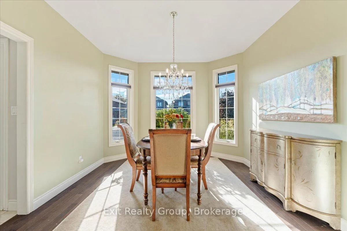 Photo 6 of 14 Cavendish Drive, Belleville, Thurlow Ward — HOMEH