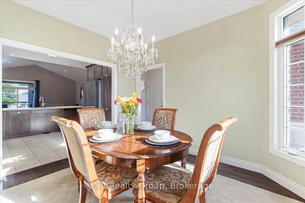Photo 7 of 14 Cavendish Drive, Belleville, Thurlow Ward — HOMEH
