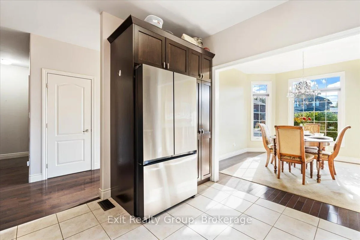 Photo 12 of 14 Cavendish Drive, Belleville, Thurlow Ward — HOMEH