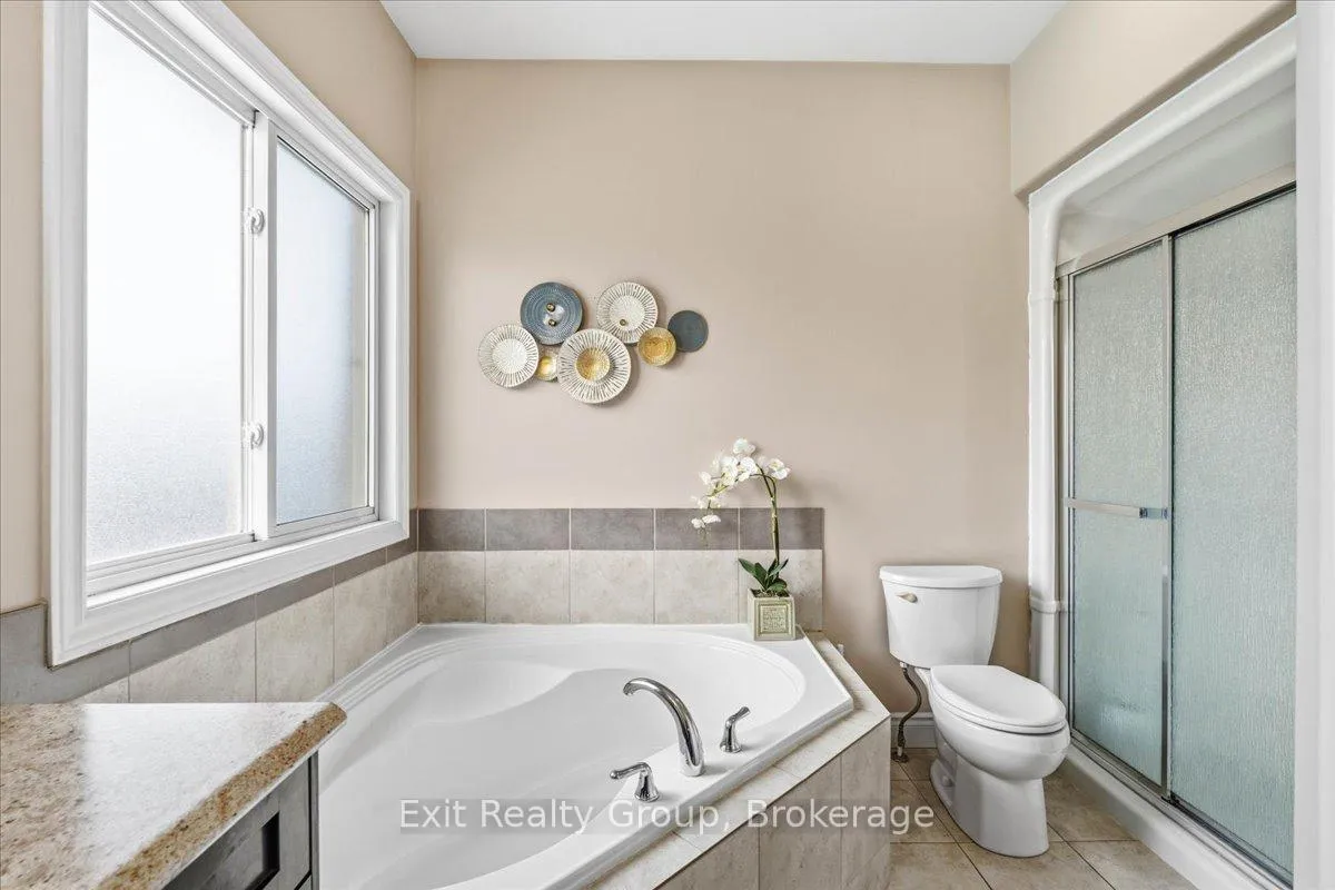 Photo 23 of 14 Cavendish Drive, Belleville, Thurlow Ward — HOMEH