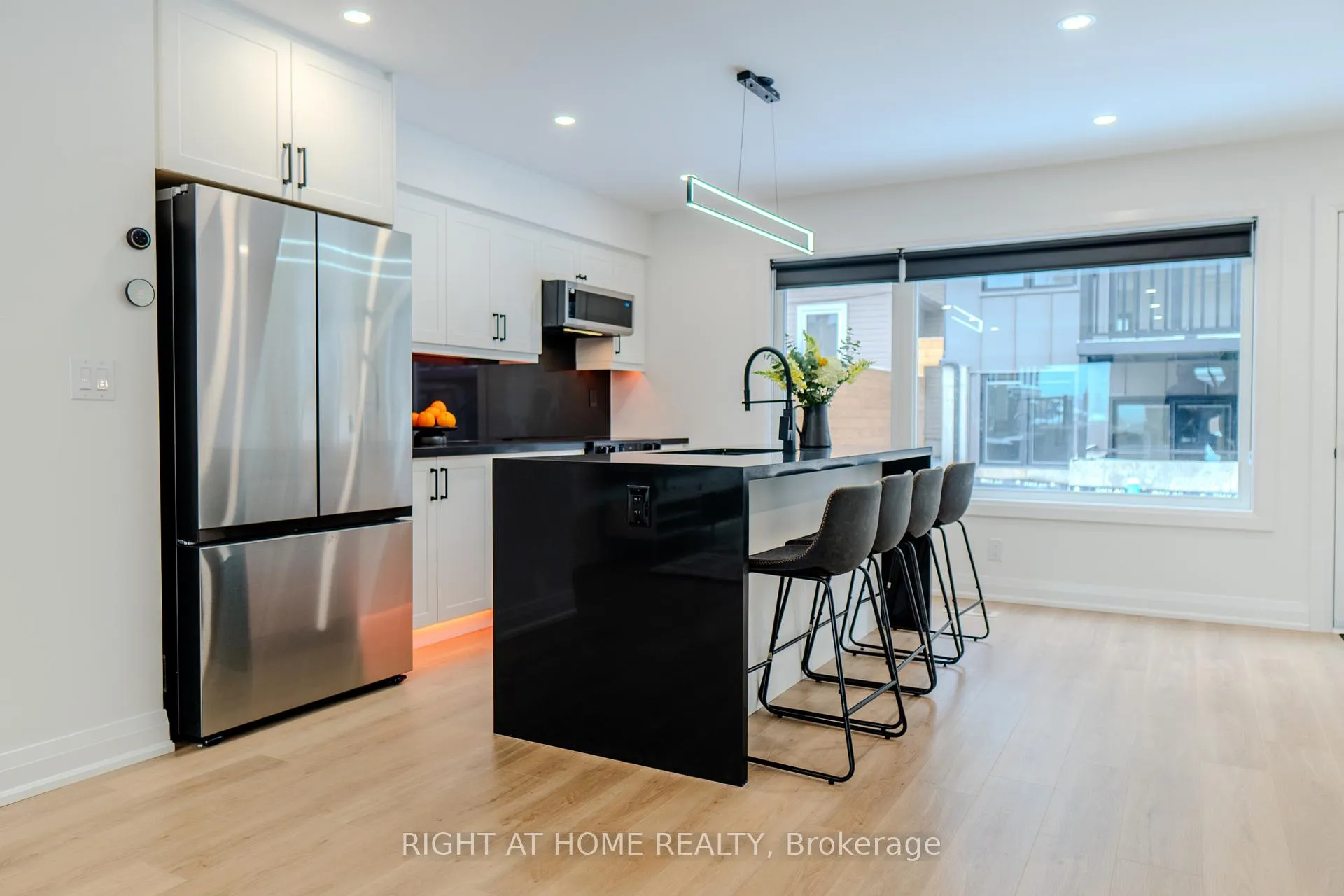 Photo 8 of 16 Habibi Lane, Toronto, Corso Italia-Davenport — HOMEH
