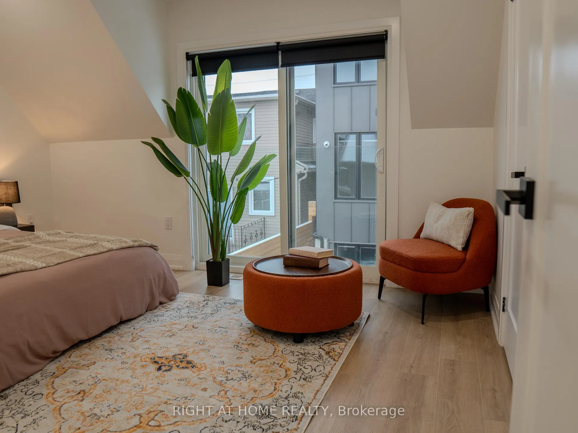 Photo 20 of 16 Habibi Lane, Toronto, Corso Italia-Davenport — HOMEH