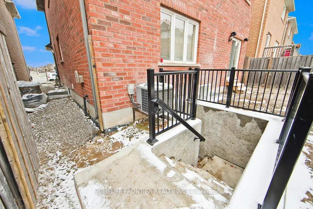 Photo 12 of Unit Lower, 669 Armstrong Boulevard, Milton, Beaty — HOMEH