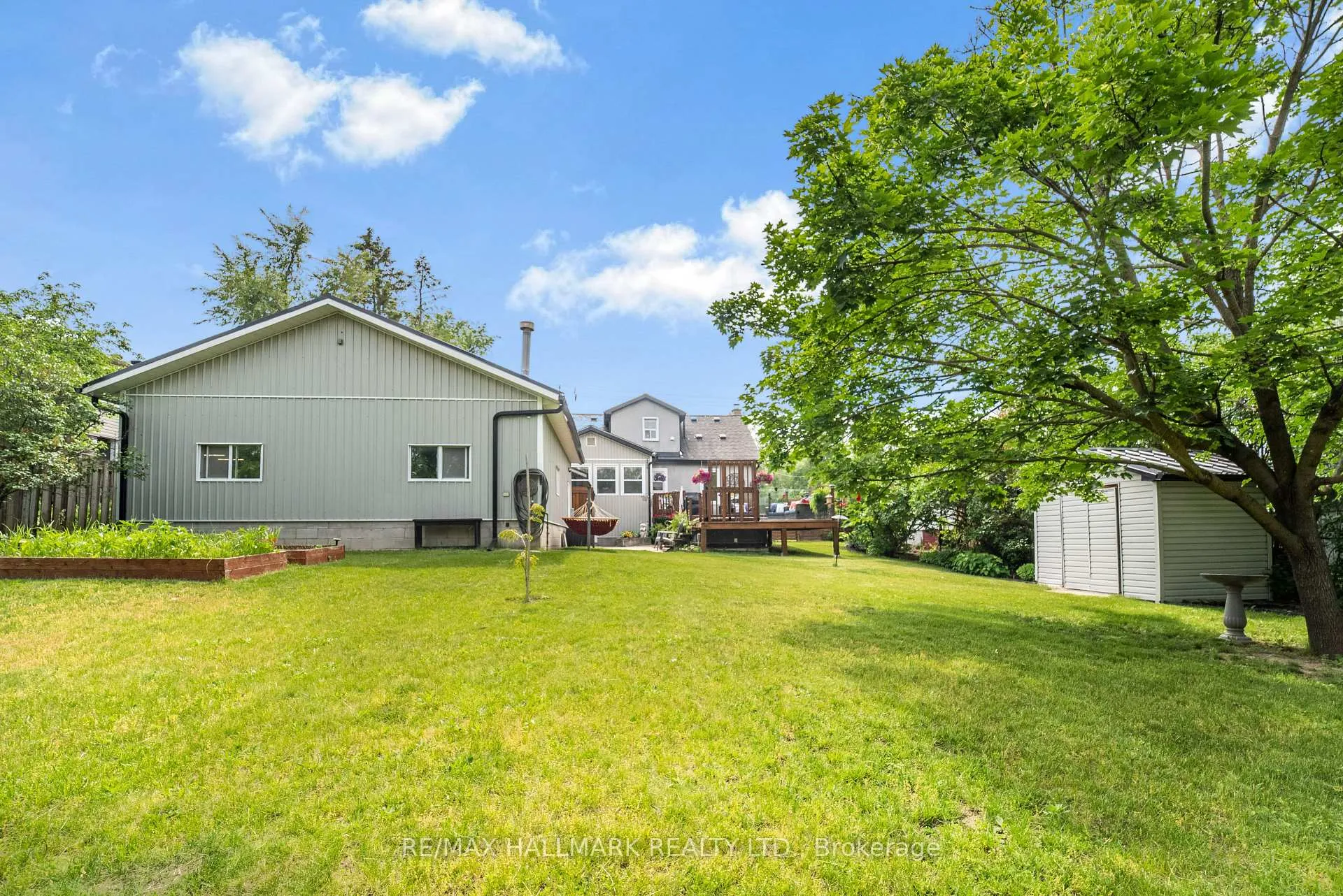Photo 32 of 225 Innisfil Street, Barrie, Allandale Centre — HOMEH