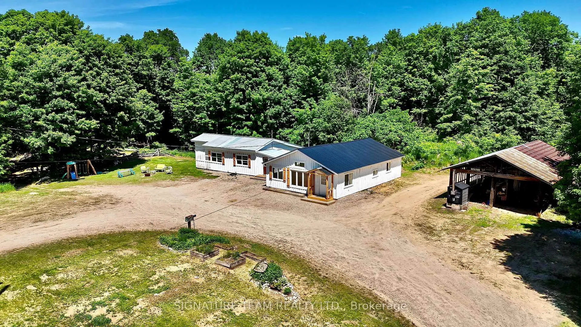 Photo 3 of 1253 Shorts Road, Frontenac, Frontenac Centre — HOMEH