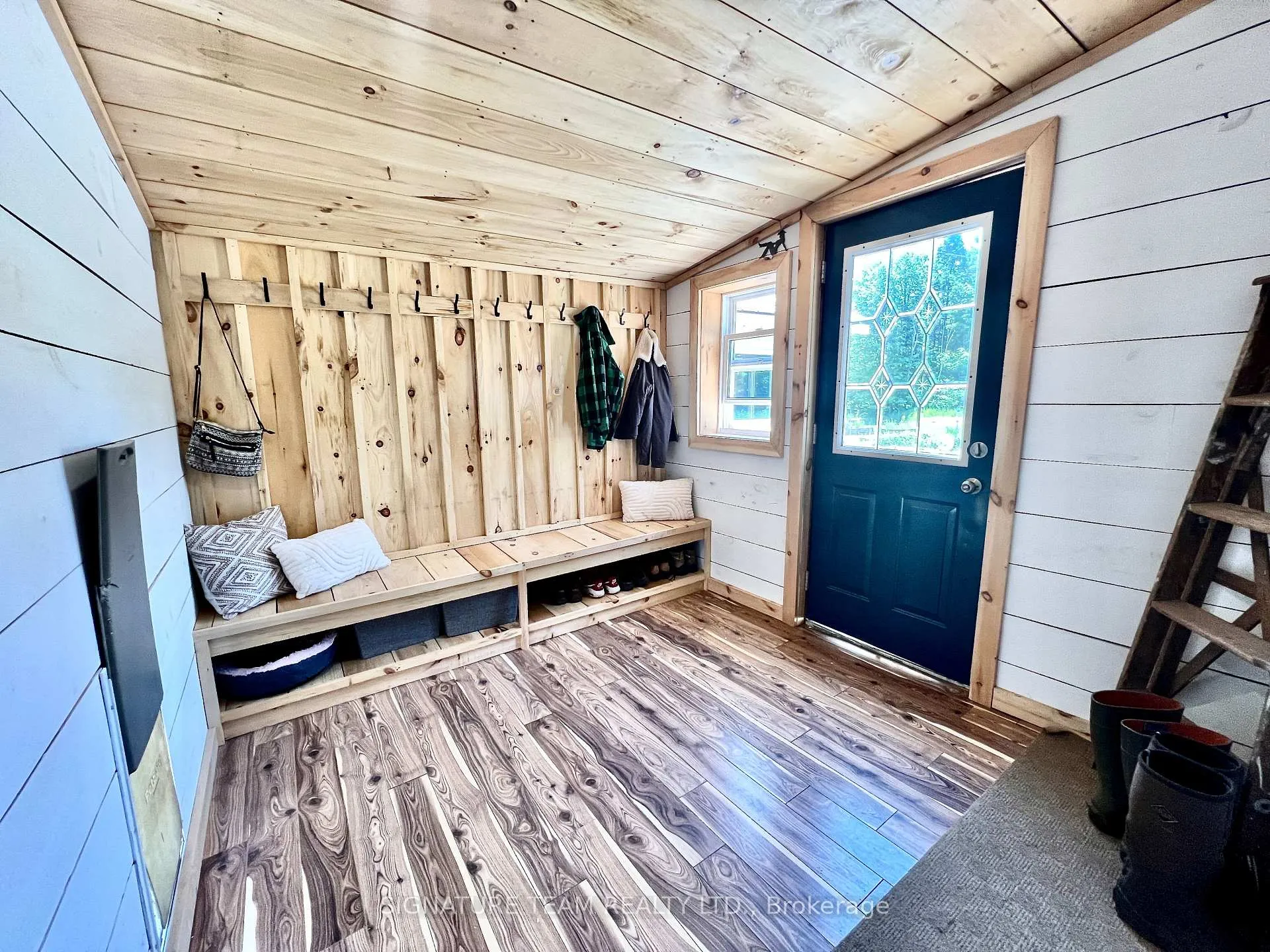 Photo 4 of 1253 Shorts Road, Frontenac, Frontenac Centre — HOMEH