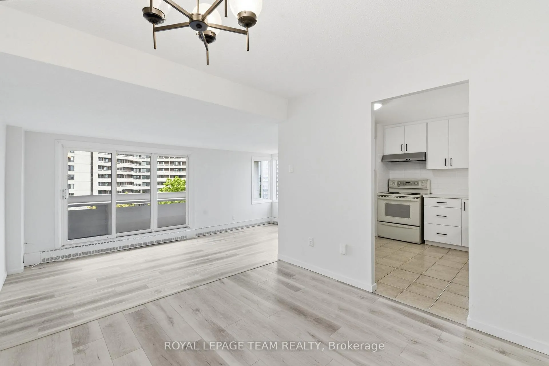 Photo 6 of Unit 507, 1081 Ambleside Drive, Ottawa, Woodroffe — HOMEH