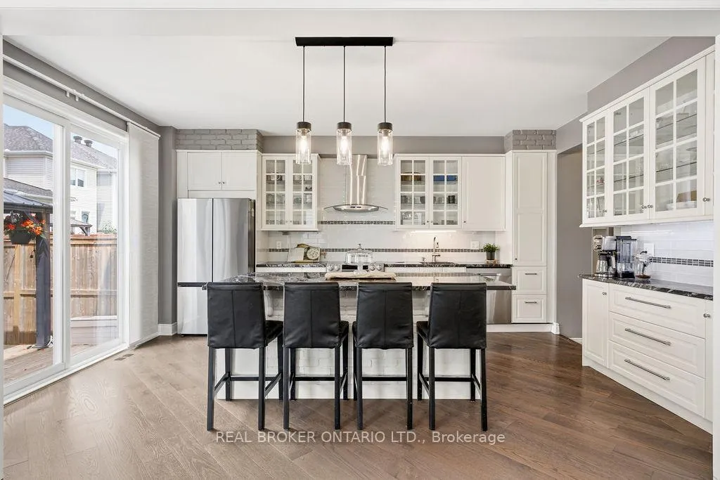 Photo 10 of 984 Shimmerton Circle, Ottawa, Kanata - Emerald Meadows/Trailwest — HOMEH