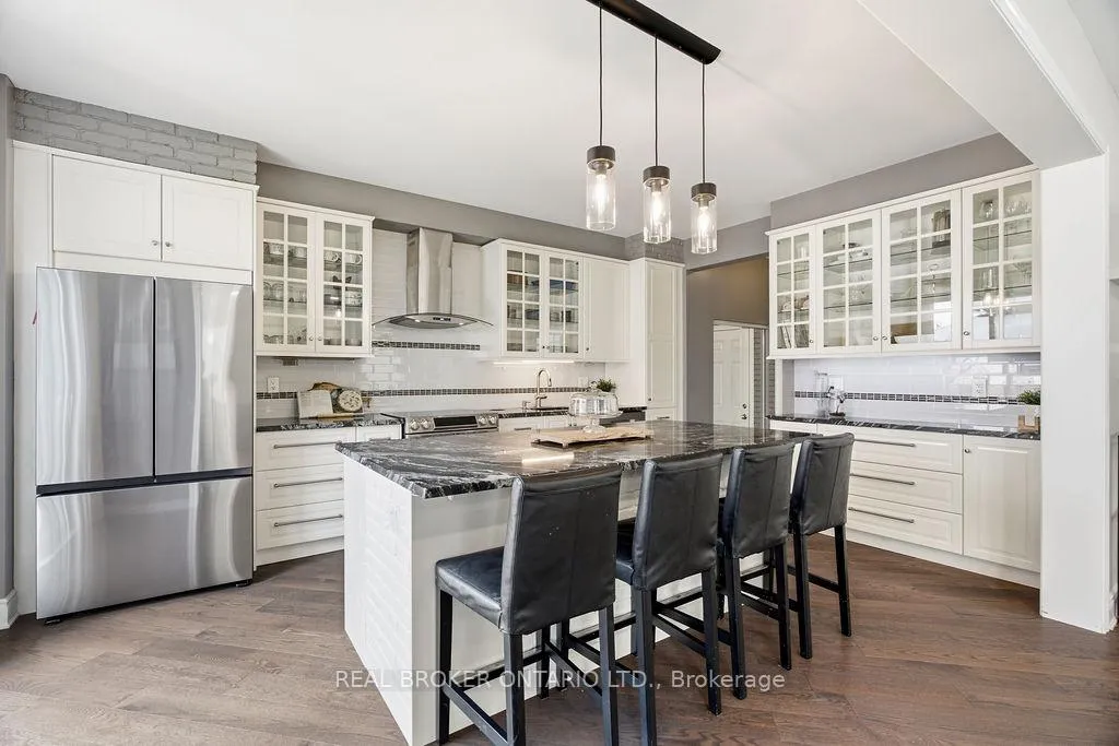 Photo 12 of 984 Shimmerton Circle, Ottawa, Kanata - Emerald Meadows/Trailwest — HOMEH