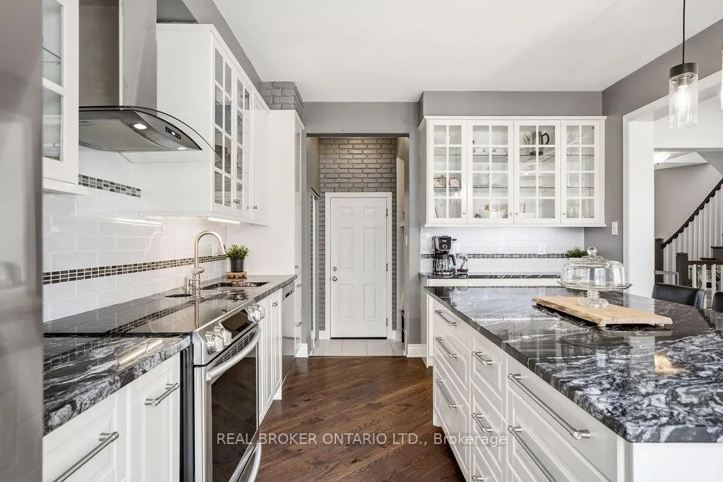 Photo 15 of 984 Shimmerton Circle, Ottawa, Kanata - Emerald Meadows/Trailwest — HOMEH