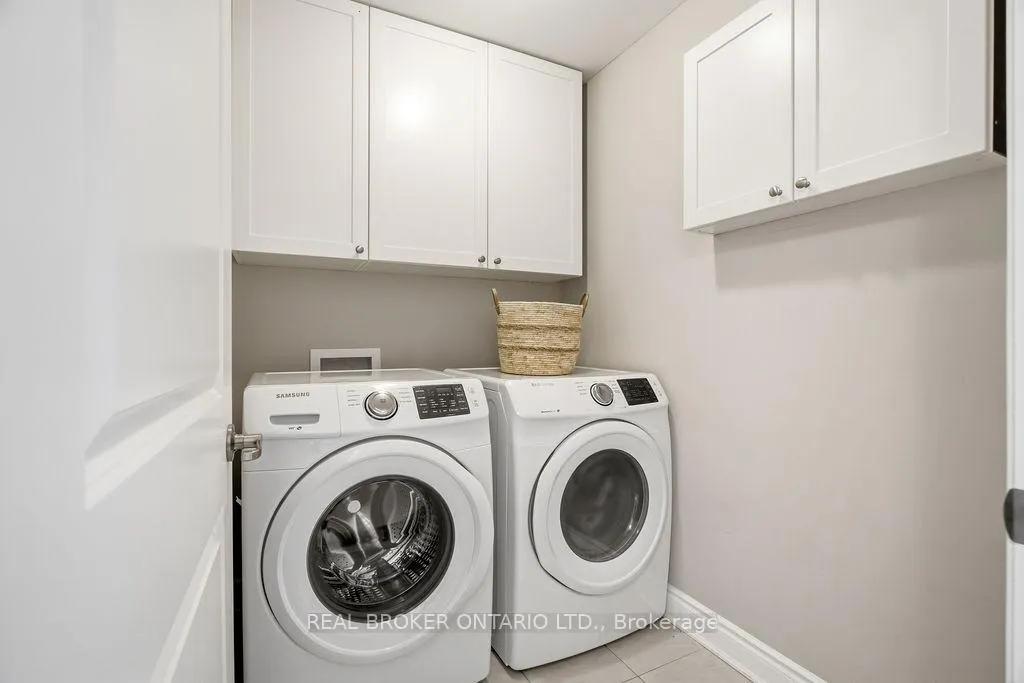 Photo 33 of 984 Shimmerton Circle, Ottawa, Kanata - Emerald Meadows/Trailwest — HOMEH