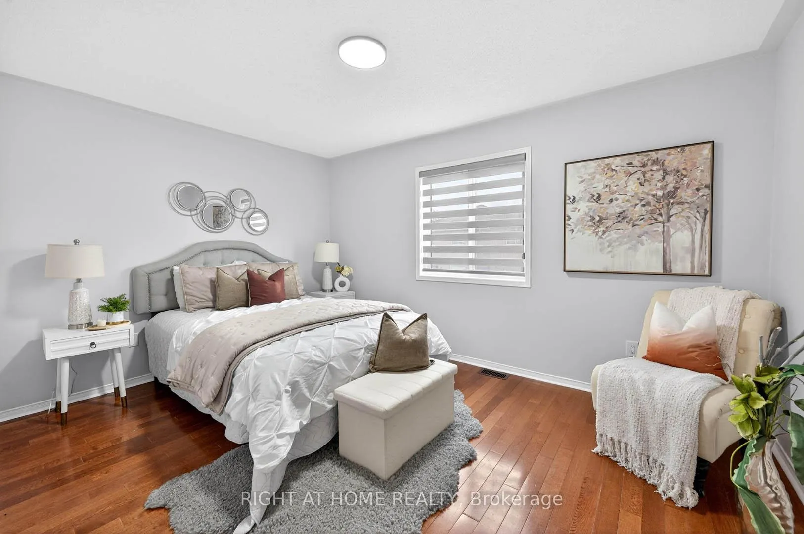 Photo 22 of 36 Earlsbridge Boulevard, Brampton, Fletcher's Meadow — HOMEH