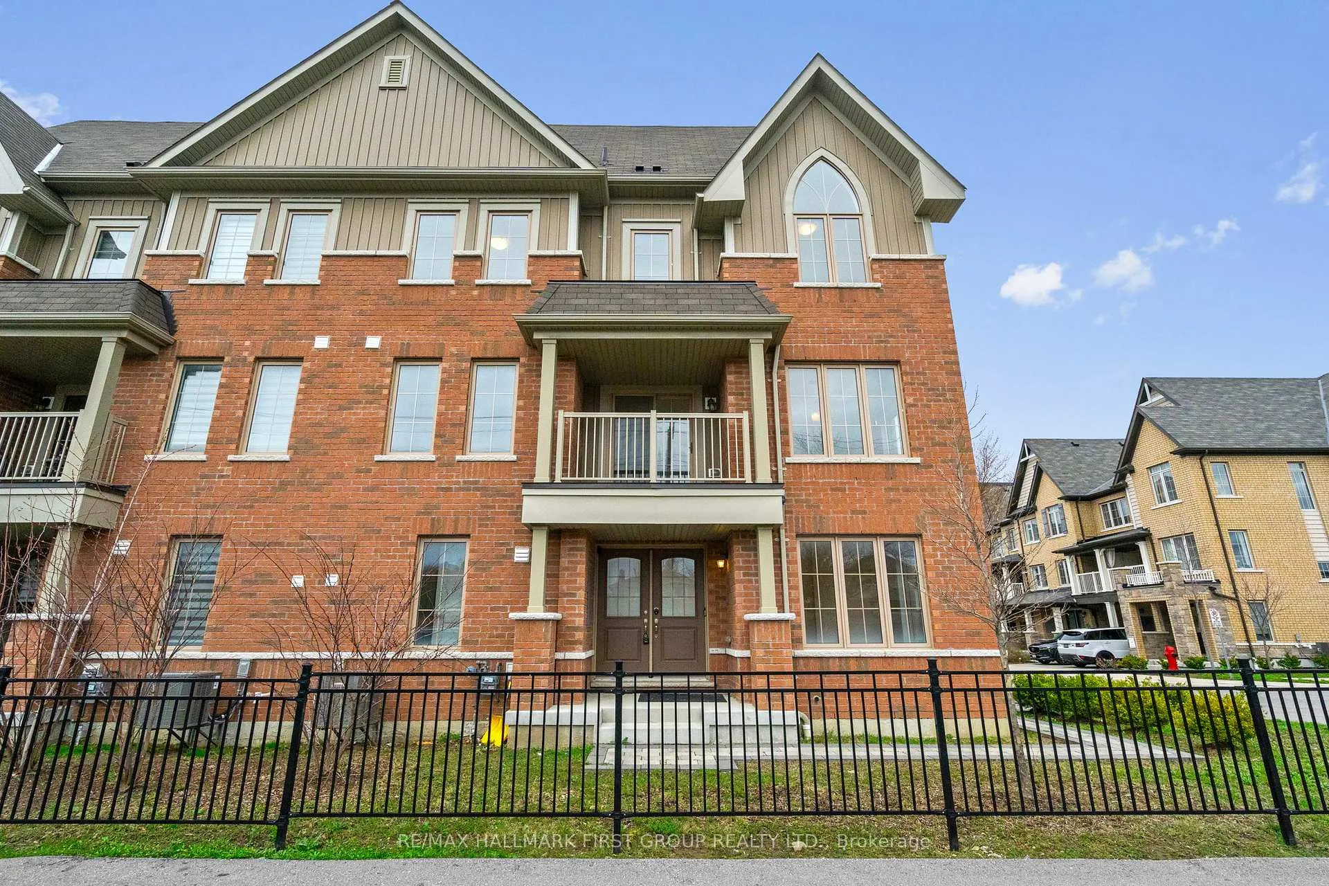 Photo 1 of 24 Amulet Way, Whitby, Rolling Acres — HOMEH
