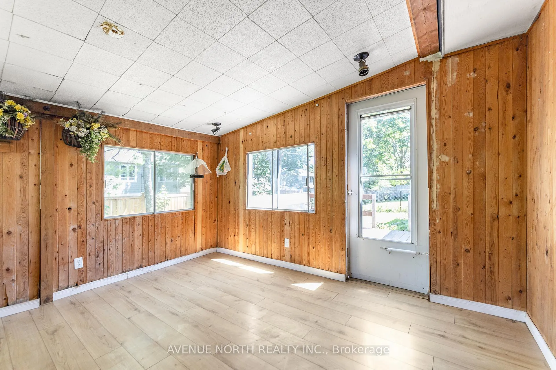 Photo 18 of 3005 Mccarthy Road, Ottawa, Riverside Park South — HOMEH