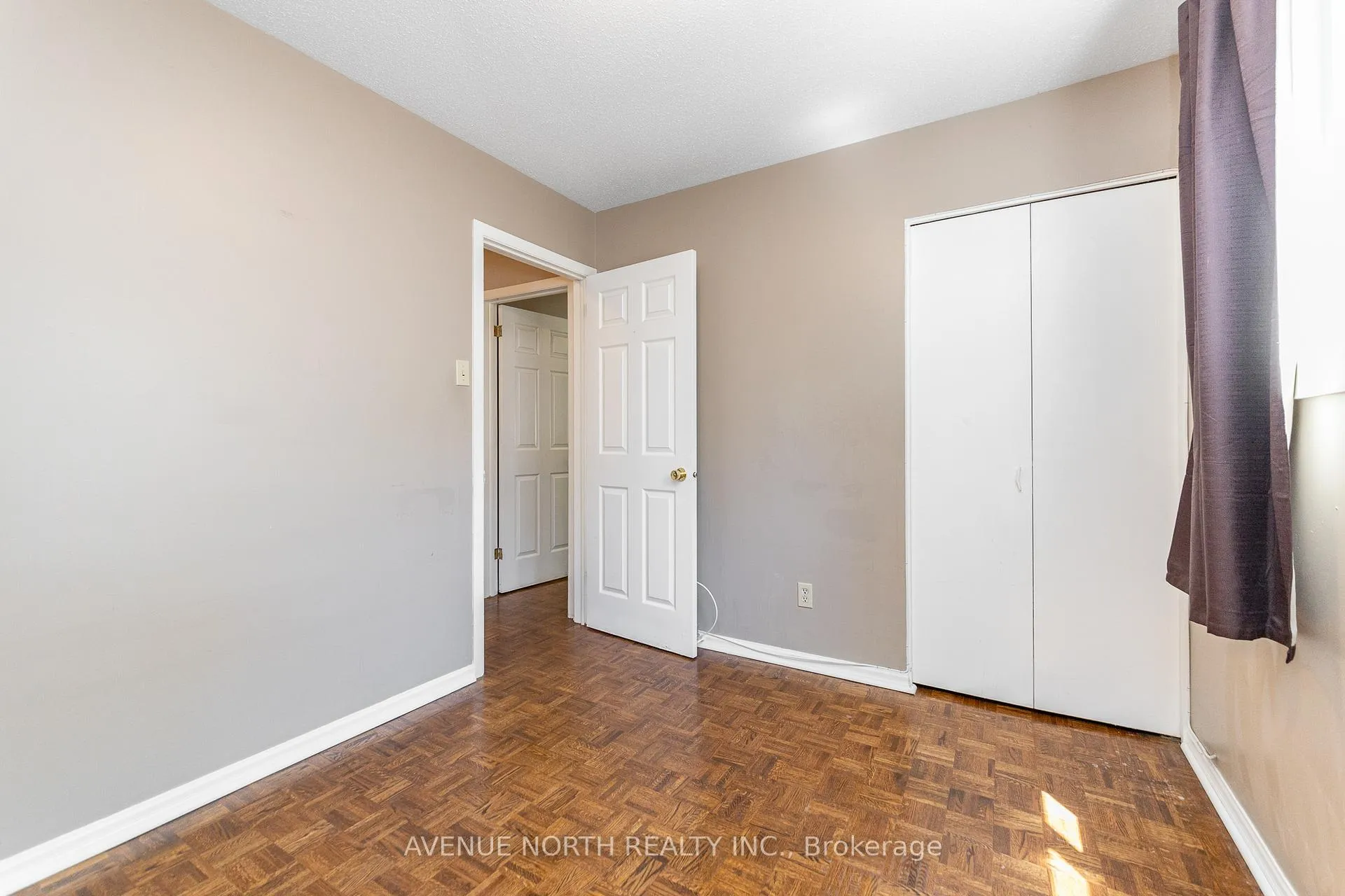 Photo 26 of 3005 Mccarthy Road, Ottawa, Riverside Park South — HOMEH