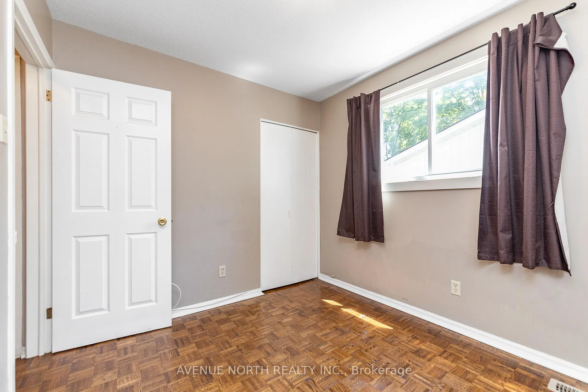 Photo 27 of 3005 Mccarthy Road, Ottawa, Riverside Park South — HOMEH