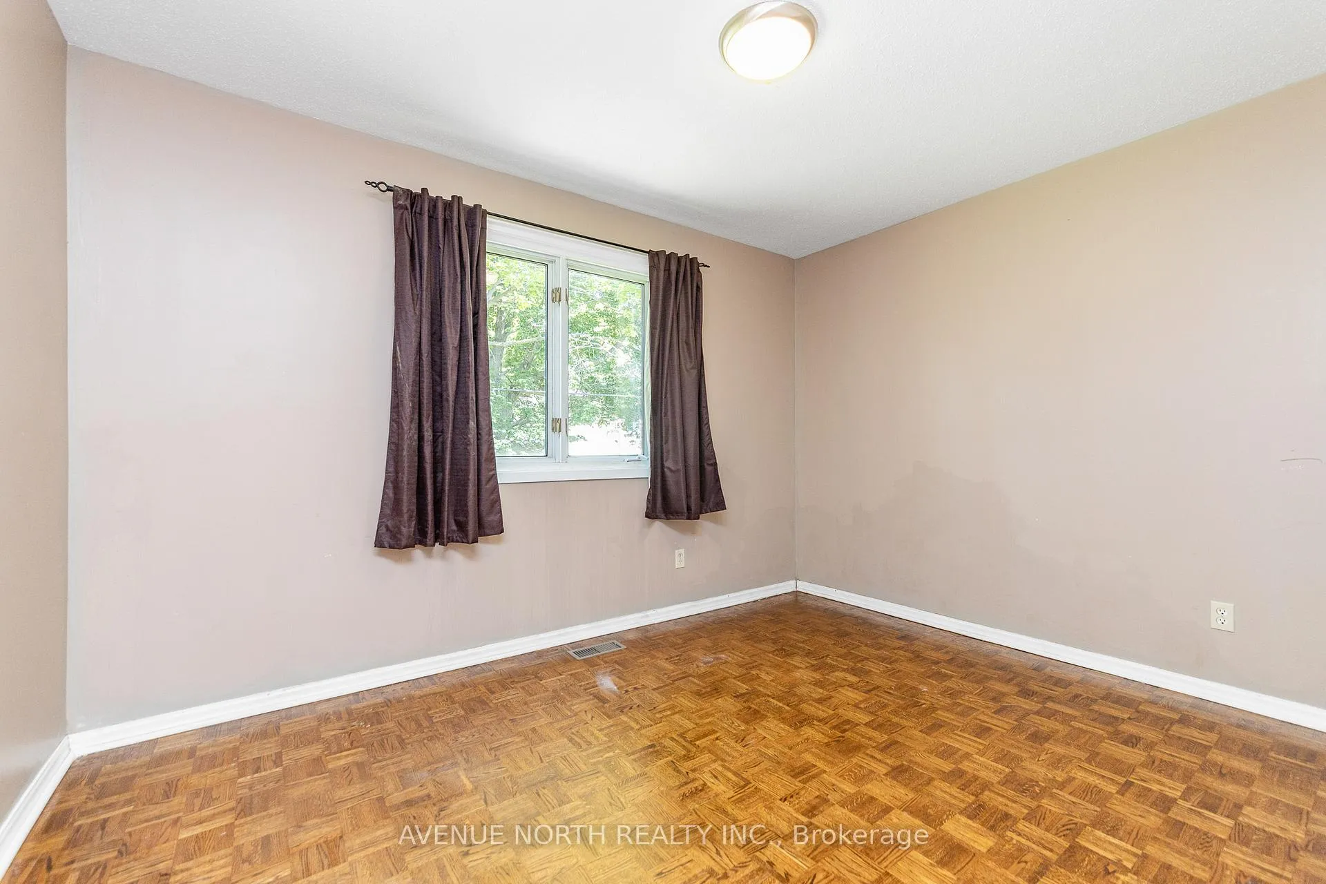 Photo 28 of 3005 Mccarthy Road, Ottawa, Riverside Park South — HOMEH