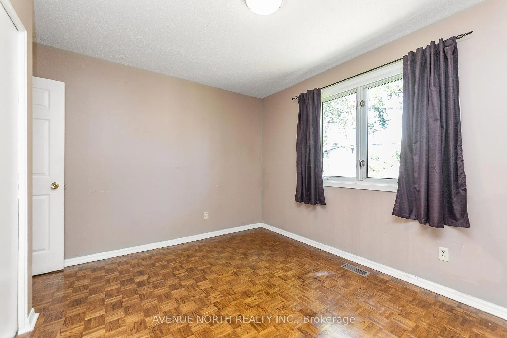 Photo 30 of 3005 Mccarthy Road, Ottawa, Riverside Park South — HOMEH