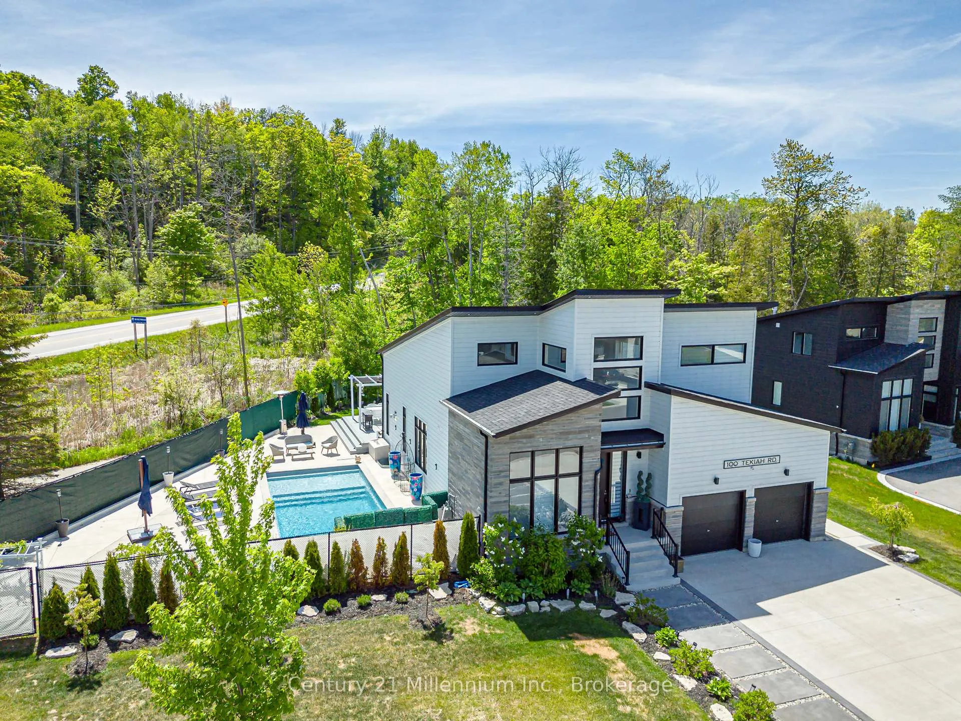 Photo 2 of 100 Tekiah Road, Northern Bruce Peninsula — HOMEH