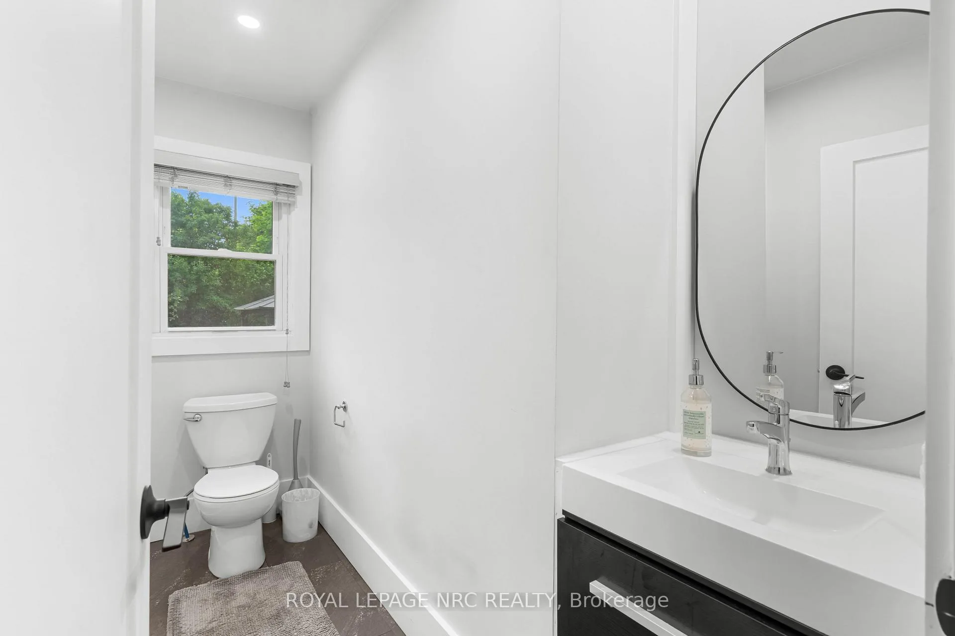 Photo 14 of 143 Village Road, St. Catharines, Glendale/Glenridge — HOMEH