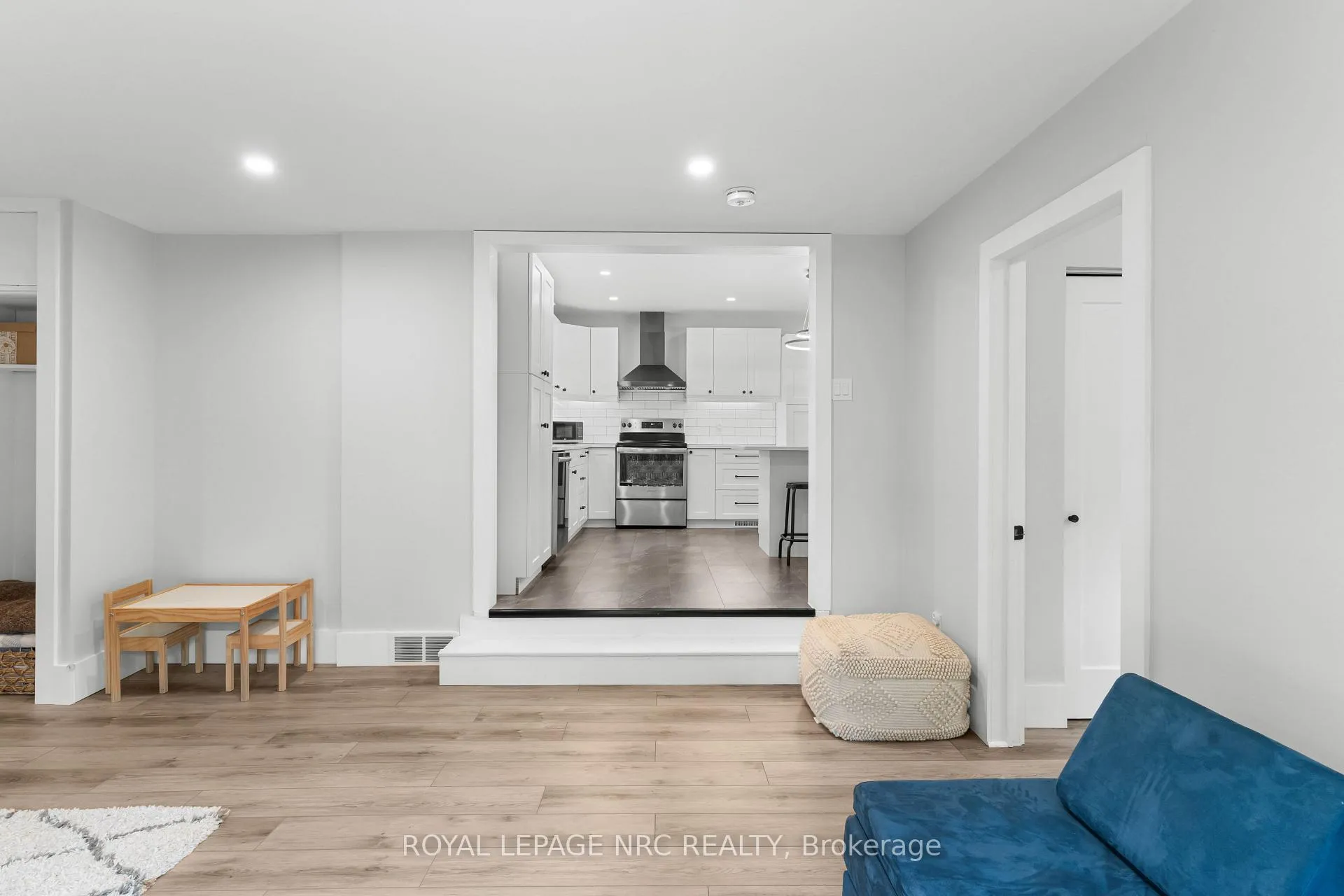 Photo 26 of 143 Village Road, St. Catharines, Glendale/Glenridge — HOMEH