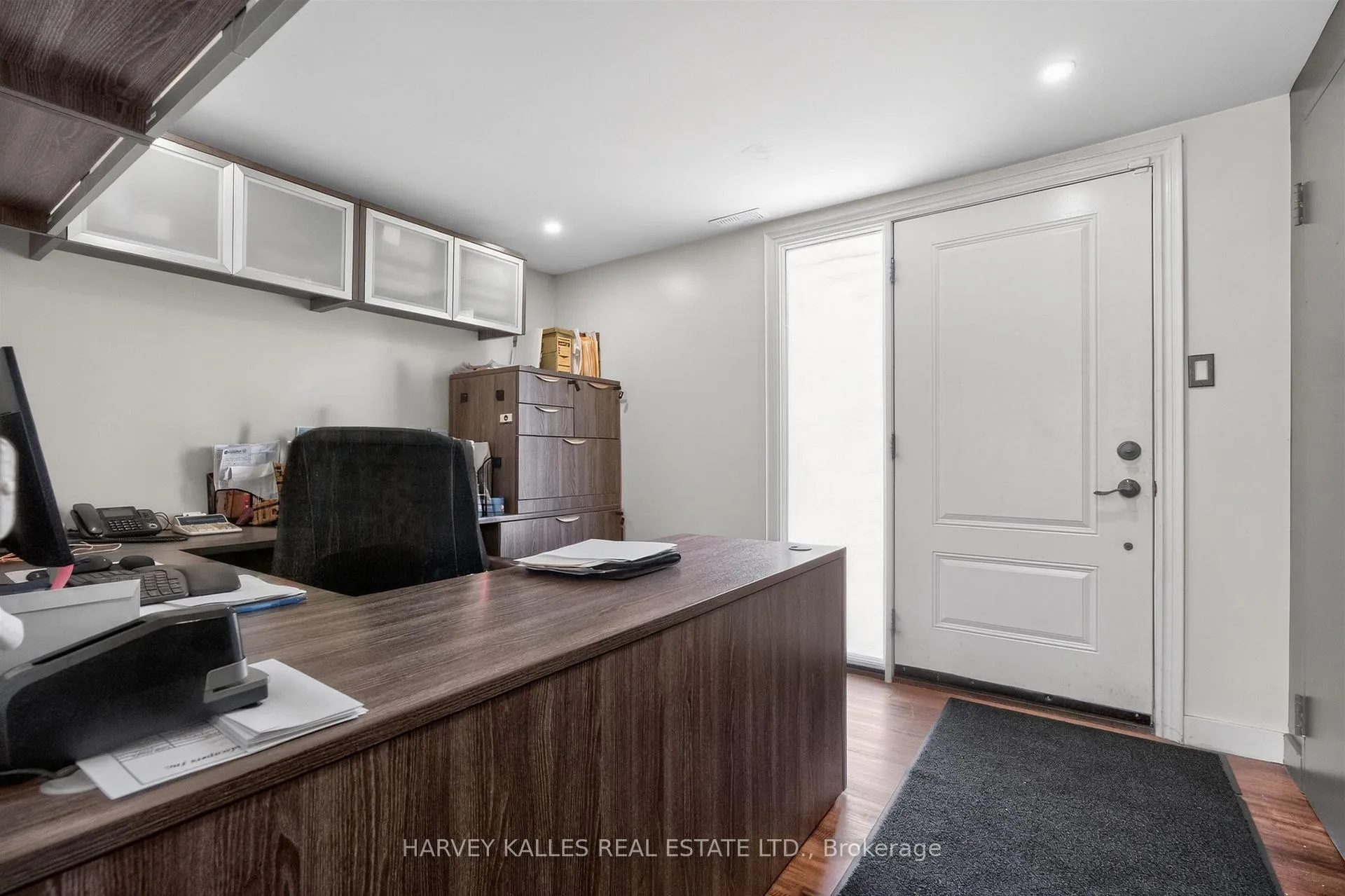 Photo 3 of Unit B, 7566 Sixth Line, Milton, Rural Trafalgar — HOMEH