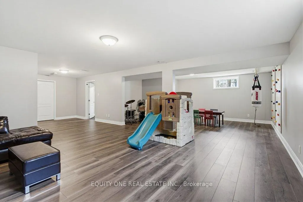 Photo 37 of 133 Arbourbrook Boulevard, Ottawa, Huntley Ward (South East) — HOMEH