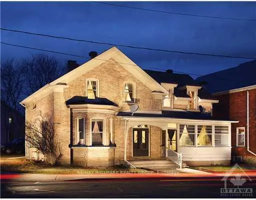 Photo 27 of 15 Elmsley St N Street, Smiths Falls — HOMEH