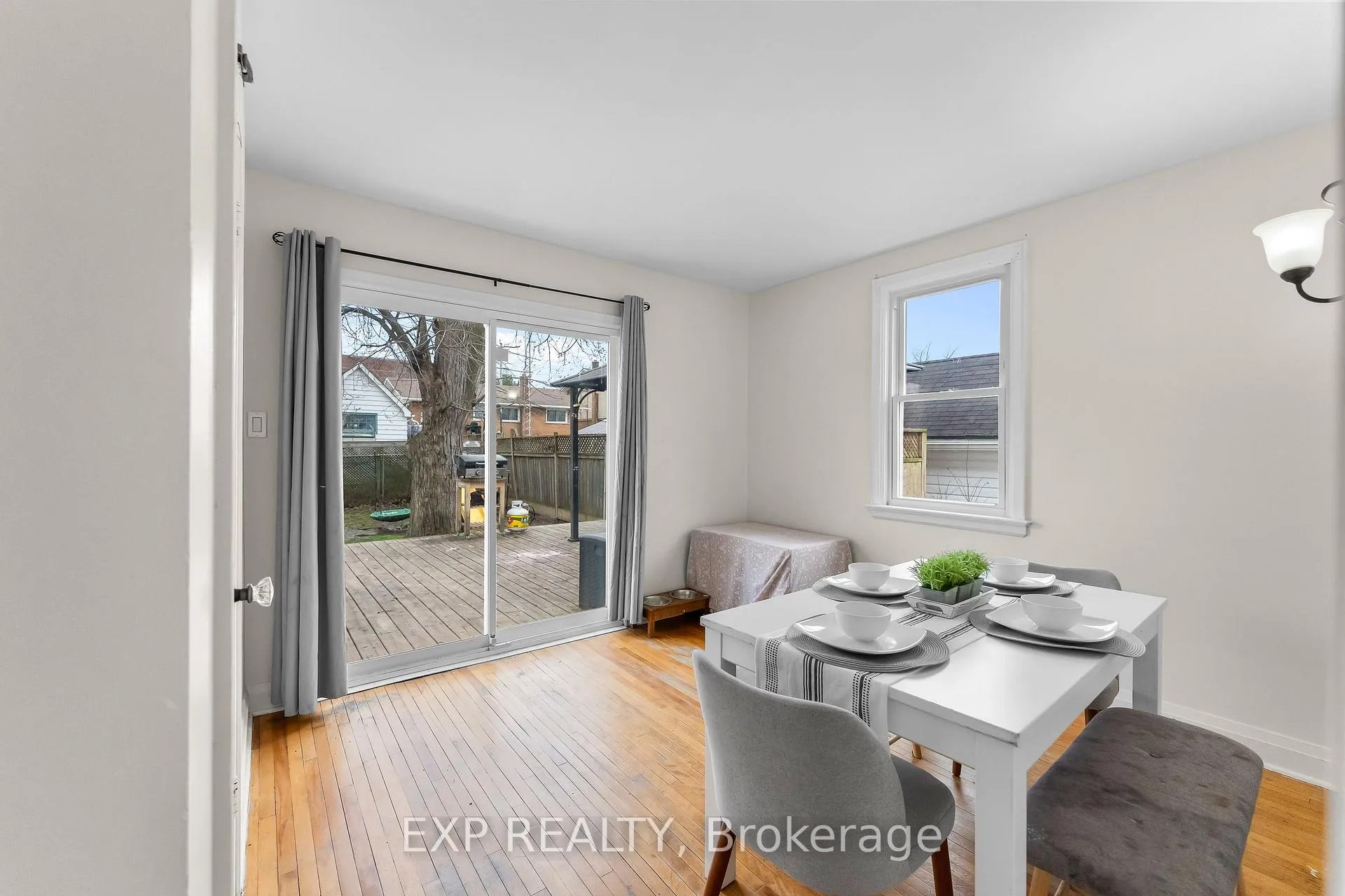 Photo 21 of 6 Cedardale Avenue, St. Catharines, Secord Woods — HOMEH
