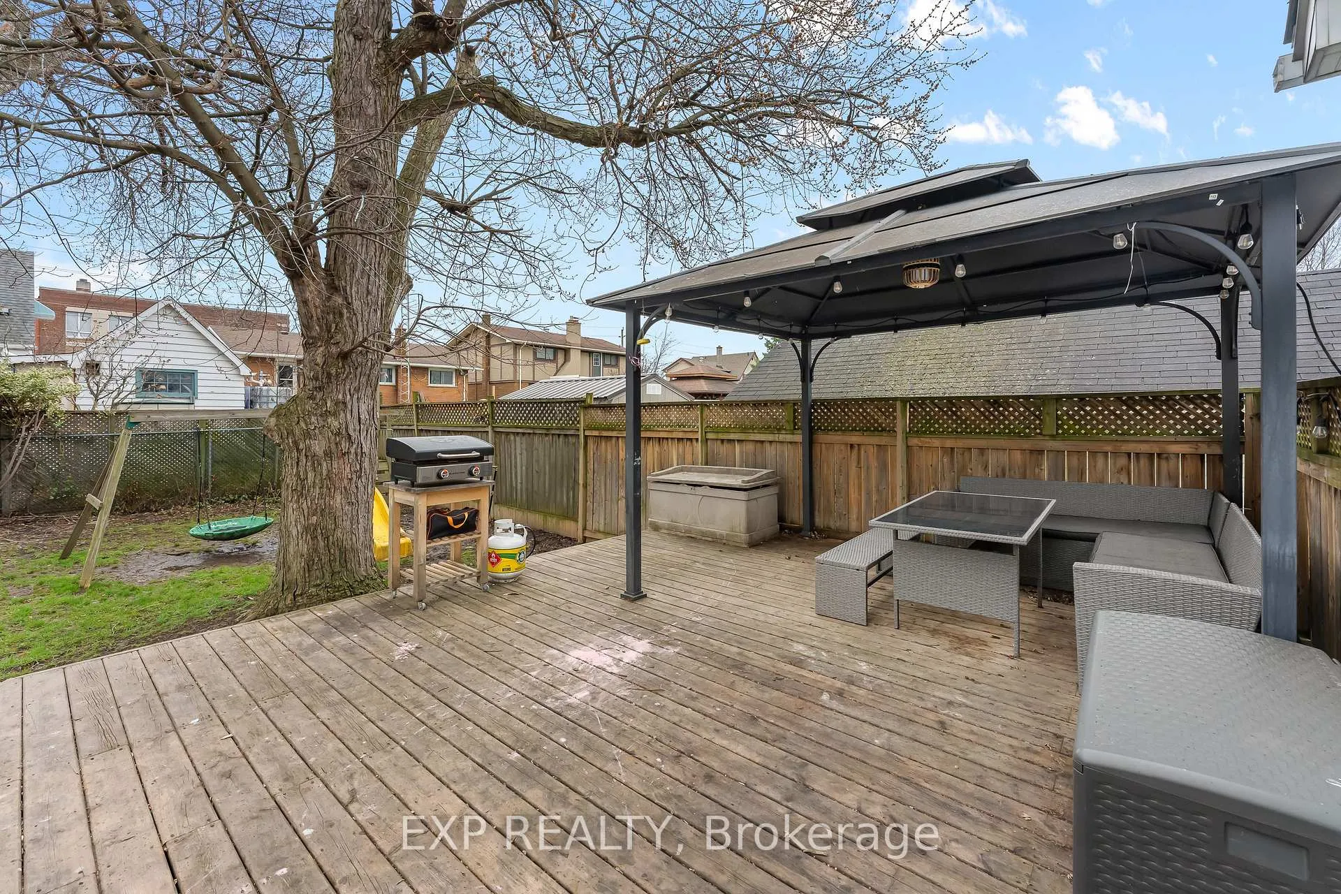 Photo 38 of 6 Cedardale Avenue, St. Catharines, Secord Woods — HOMEH