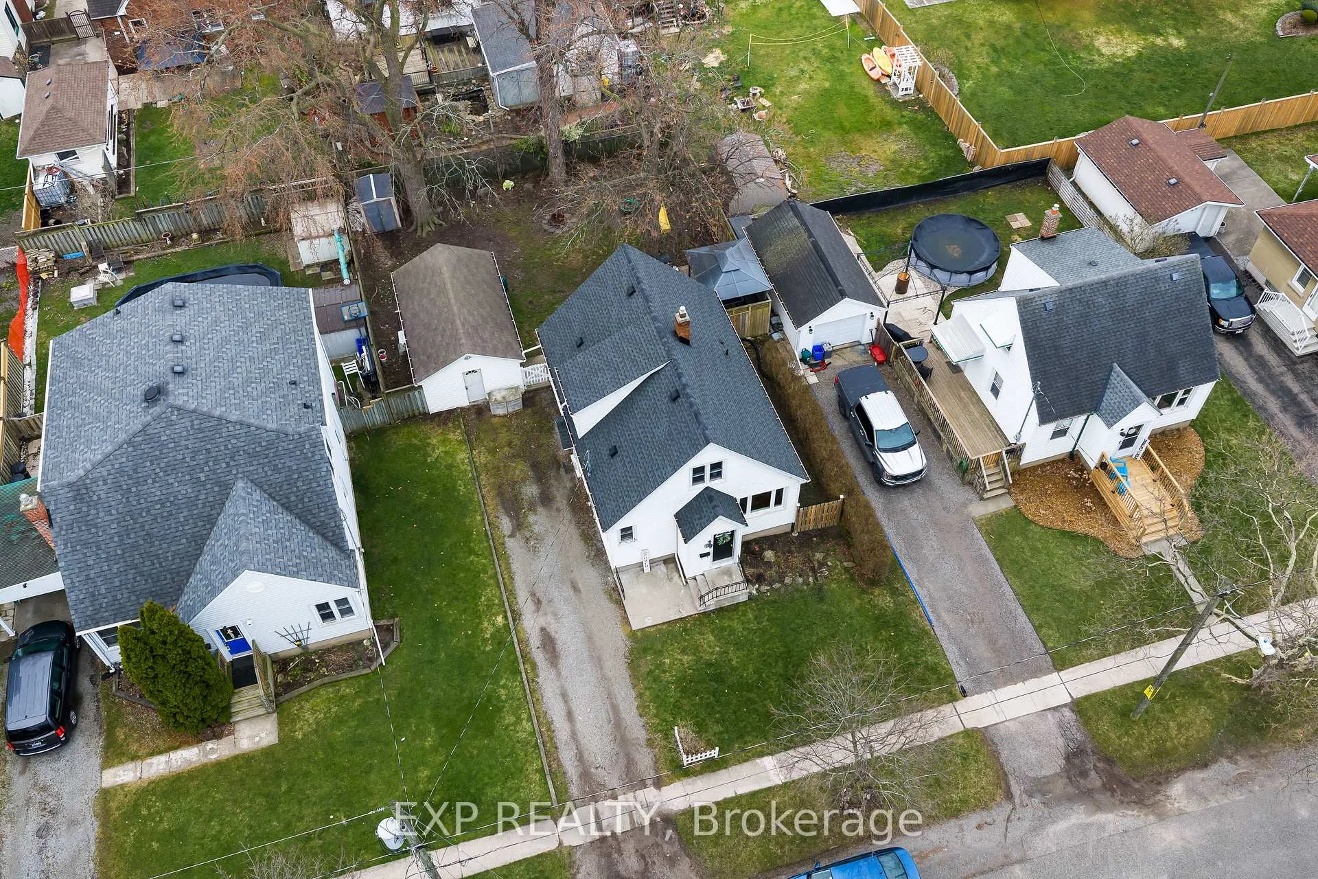 Photo 45 of 6 Cedardale Avenue, St. Catharines, Secord Woods — HOMEH
