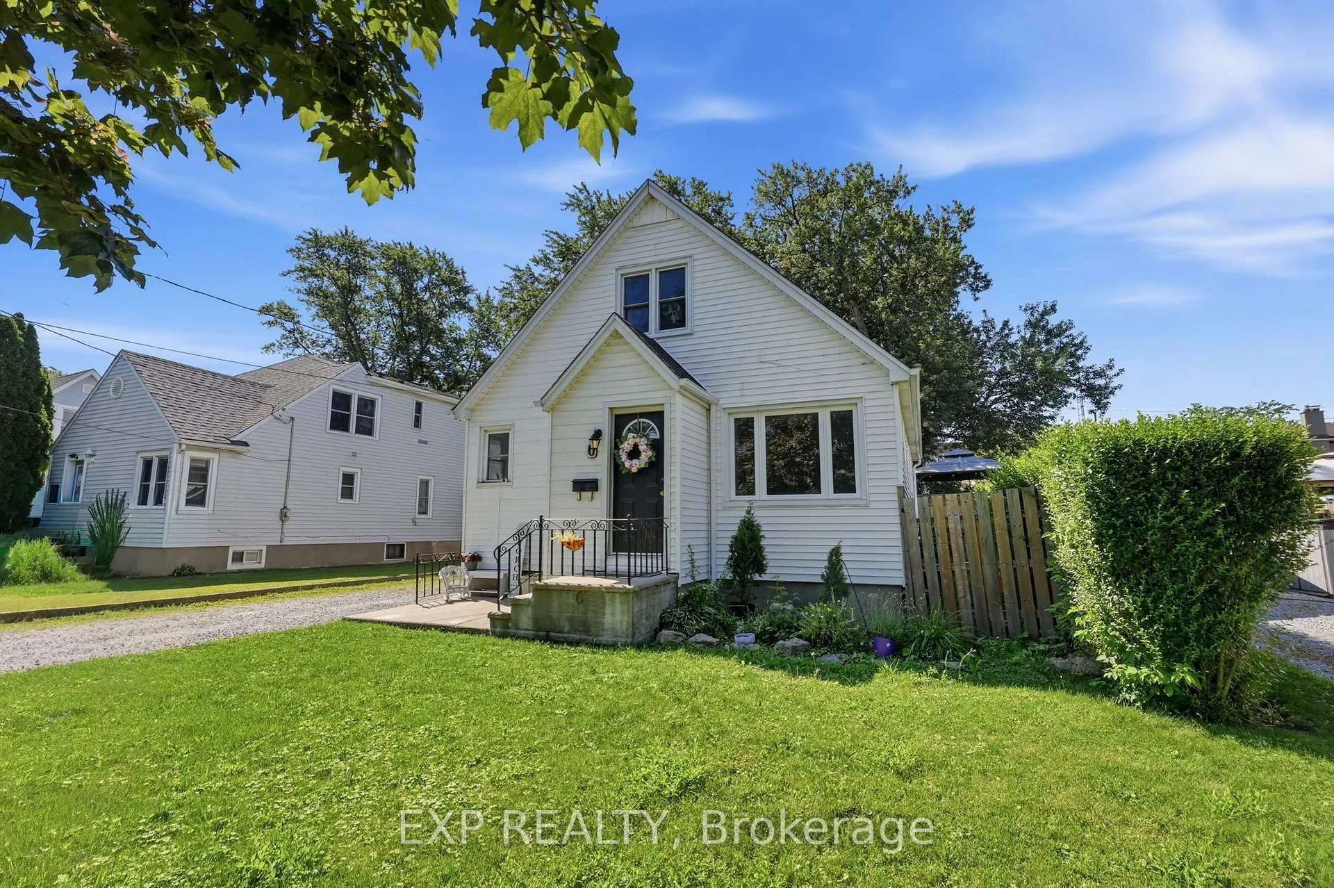 Photo 4 of 6 Cedardale Avenue, St. Catharines, Secord Woods — HOMEH