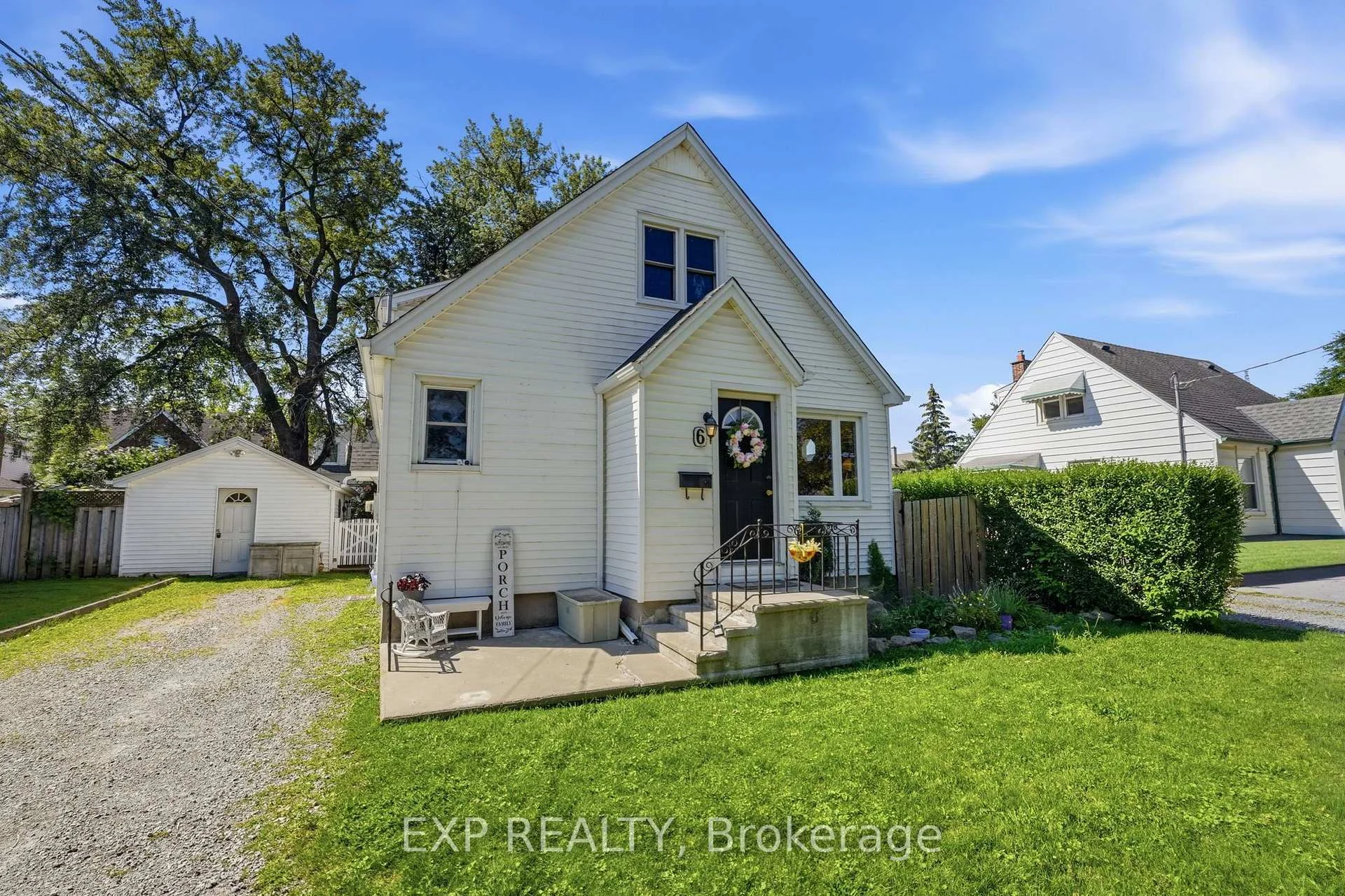 Photo 8 of 6 Cedardale Avenue, St. Catharines, Secord Woods — HOMEH