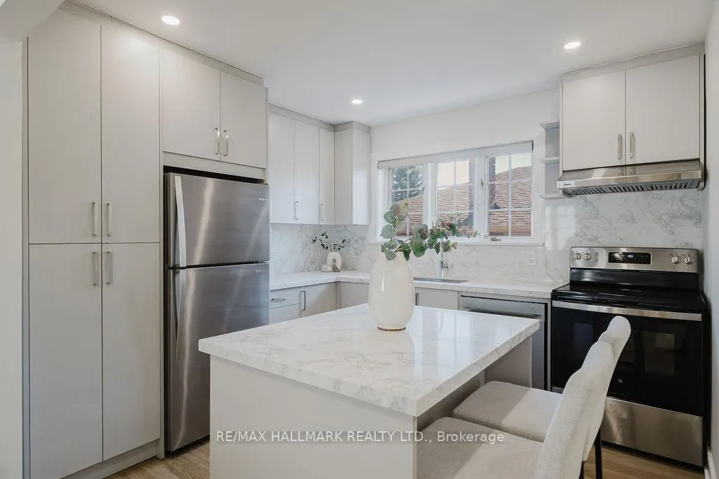 Photo 8 of 53 Fraserton Crescent, Scarborough, Bendale — HOMEH