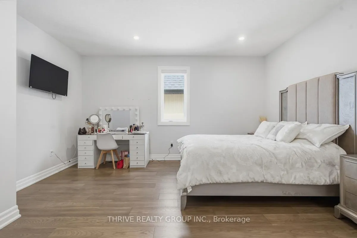 Photo 37 of 7339 Silver Creek Circle, London, South V — HOMEH