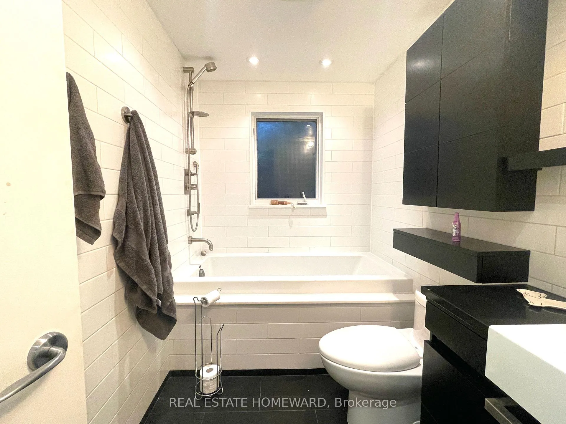 Photo 16 of Unit Coach, 27 Lewis Street, Toronto, South Riverdale — HOMEH