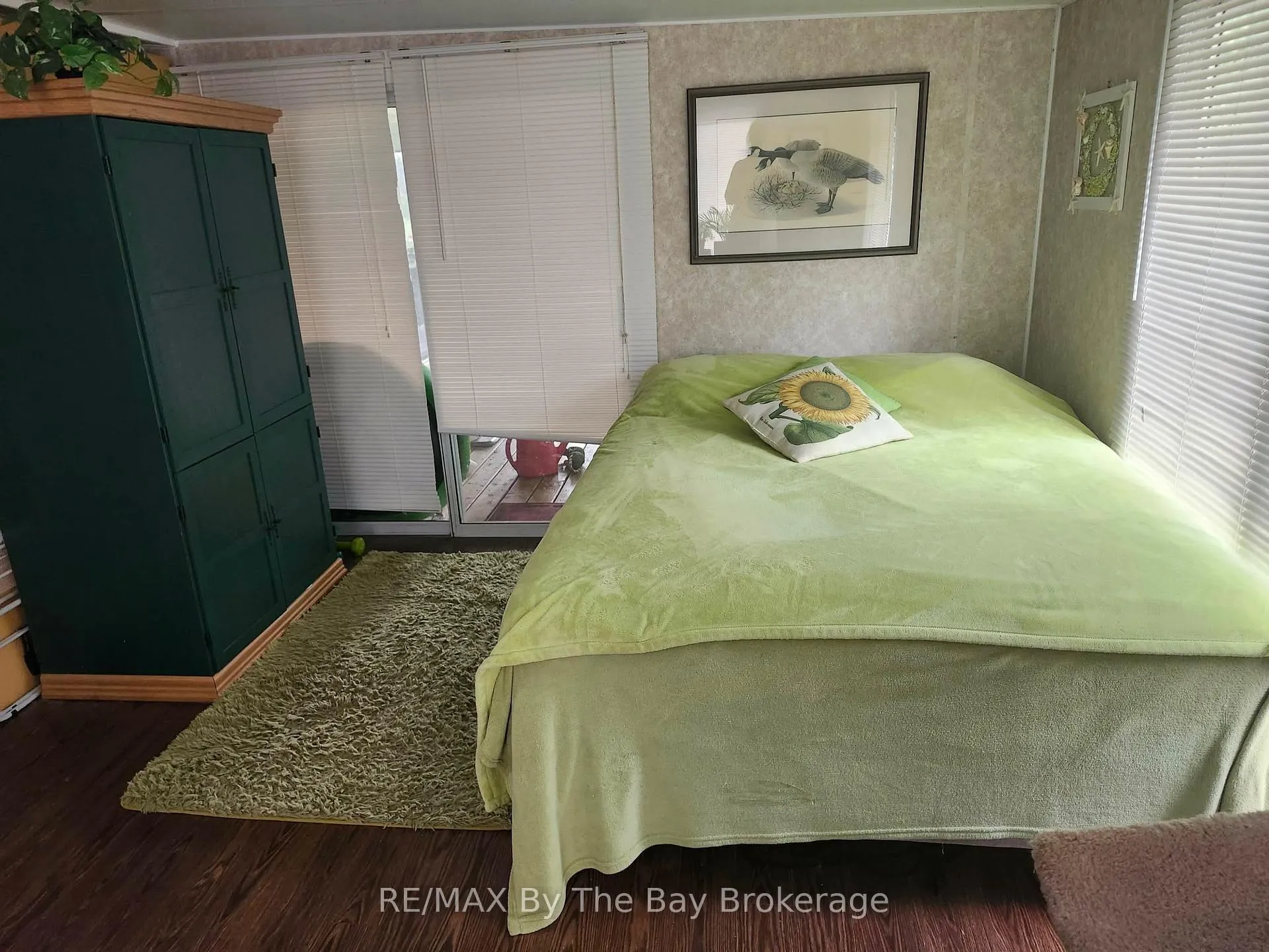 Photo 14 of 1 White Pines Trail, Wasaga Beach — HOMEH