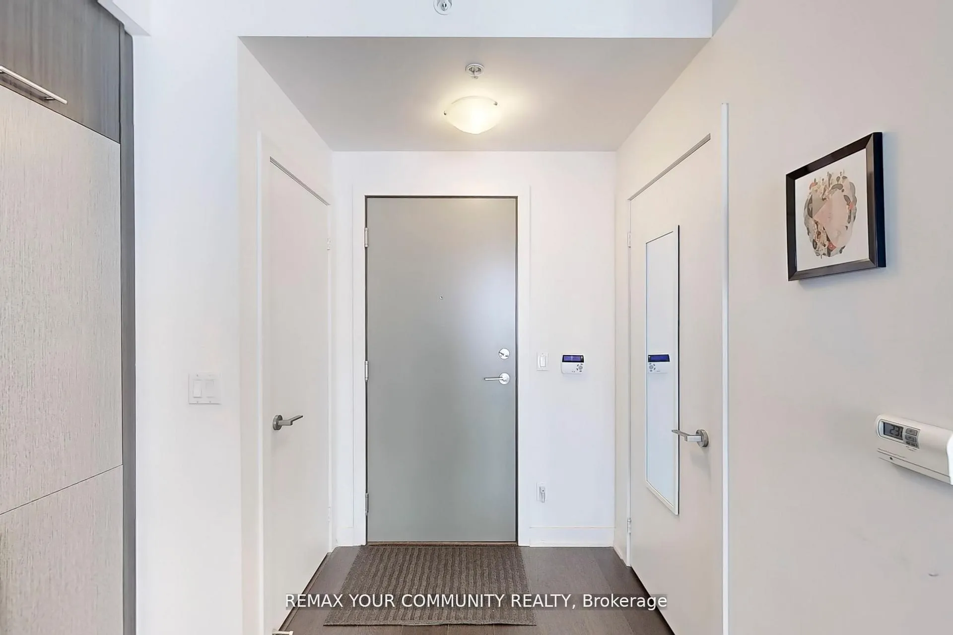 Photo 24 of Unit 408, 30 Nelson Street, Toronto, Waterfront Communities — HOMEH
