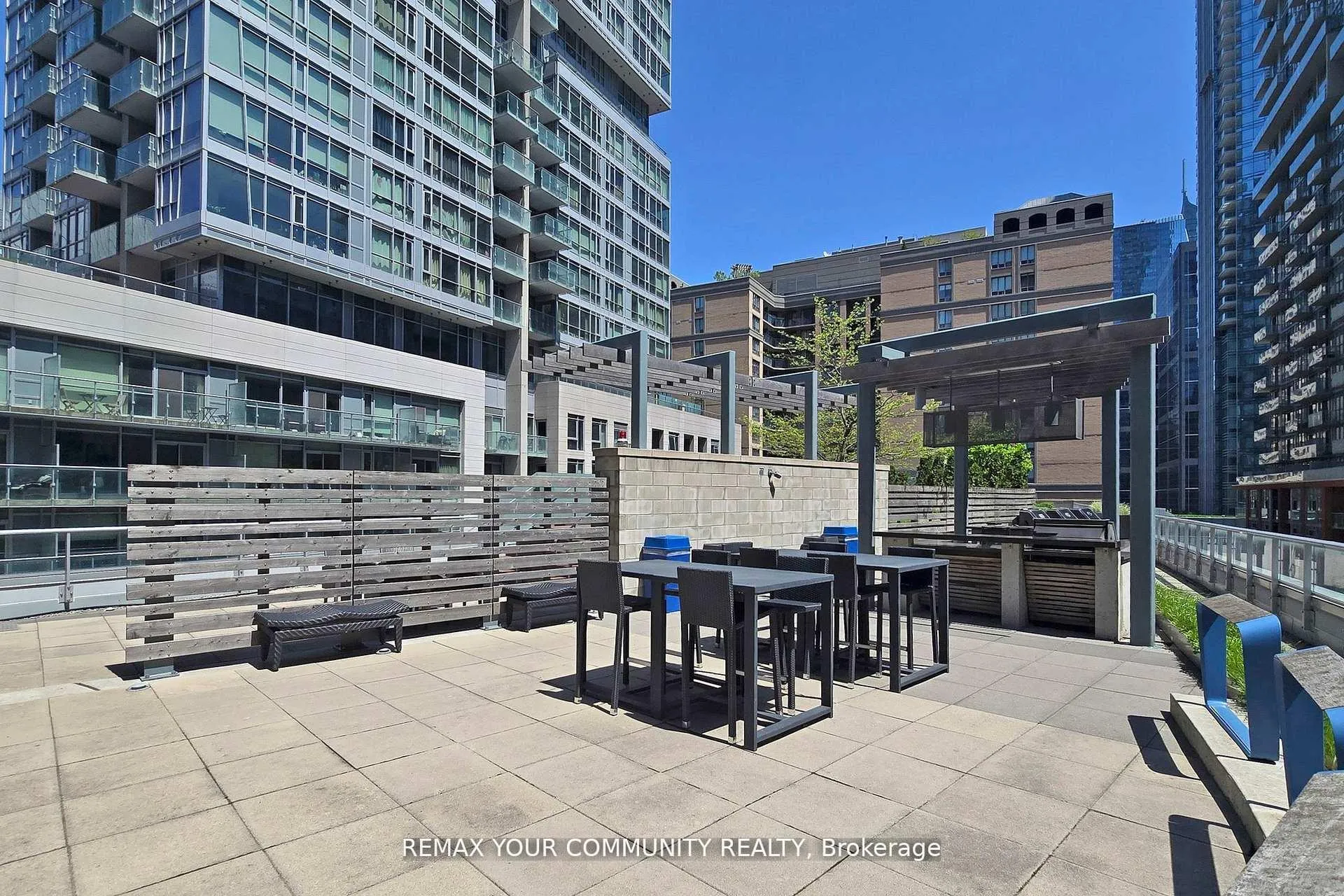Photo 41 of Unit 408, 30 Nelson Street, Toronto, Waterfront Communities — HOMEH
