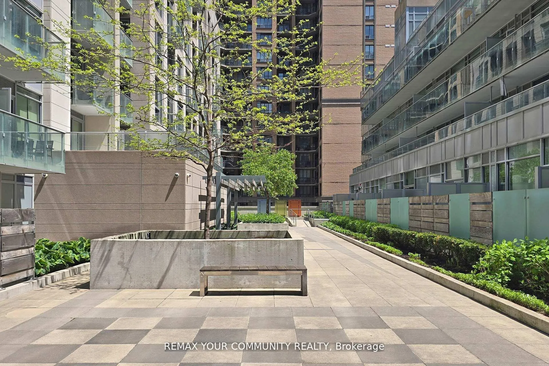 Photo 48 of Unit 408, 30 Nelson Street, Toronto, Waterfront Communities — HOMEH