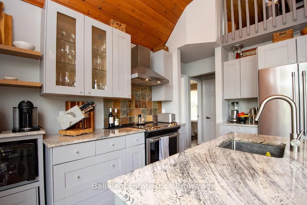 Photo 15 of 89 Hill Crest Road, North Kawartha — HOMEH