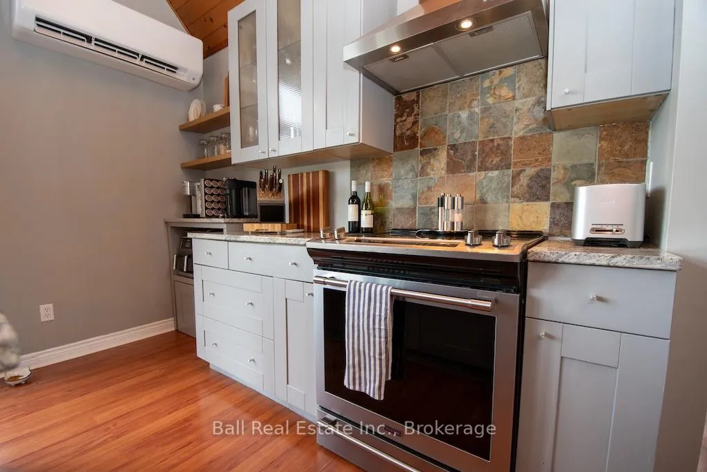 Photo 16 of 89 Hill Crest Road, North Kawartha — HOMEH